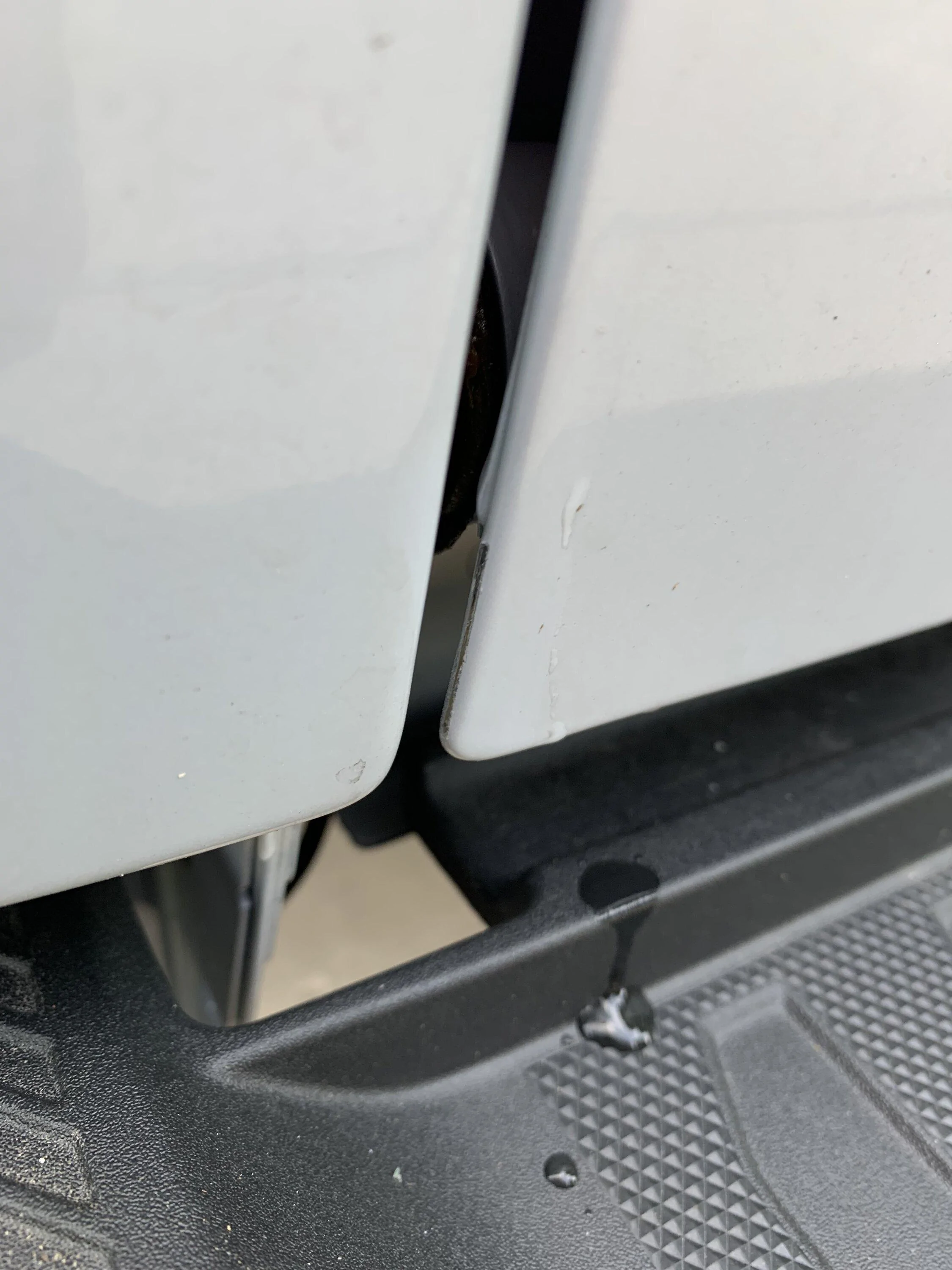 Ford F-150 Check your tailgate! Paint chipping off! 020DCD56-2CC8-482F-B587-6CD36BBB65EA