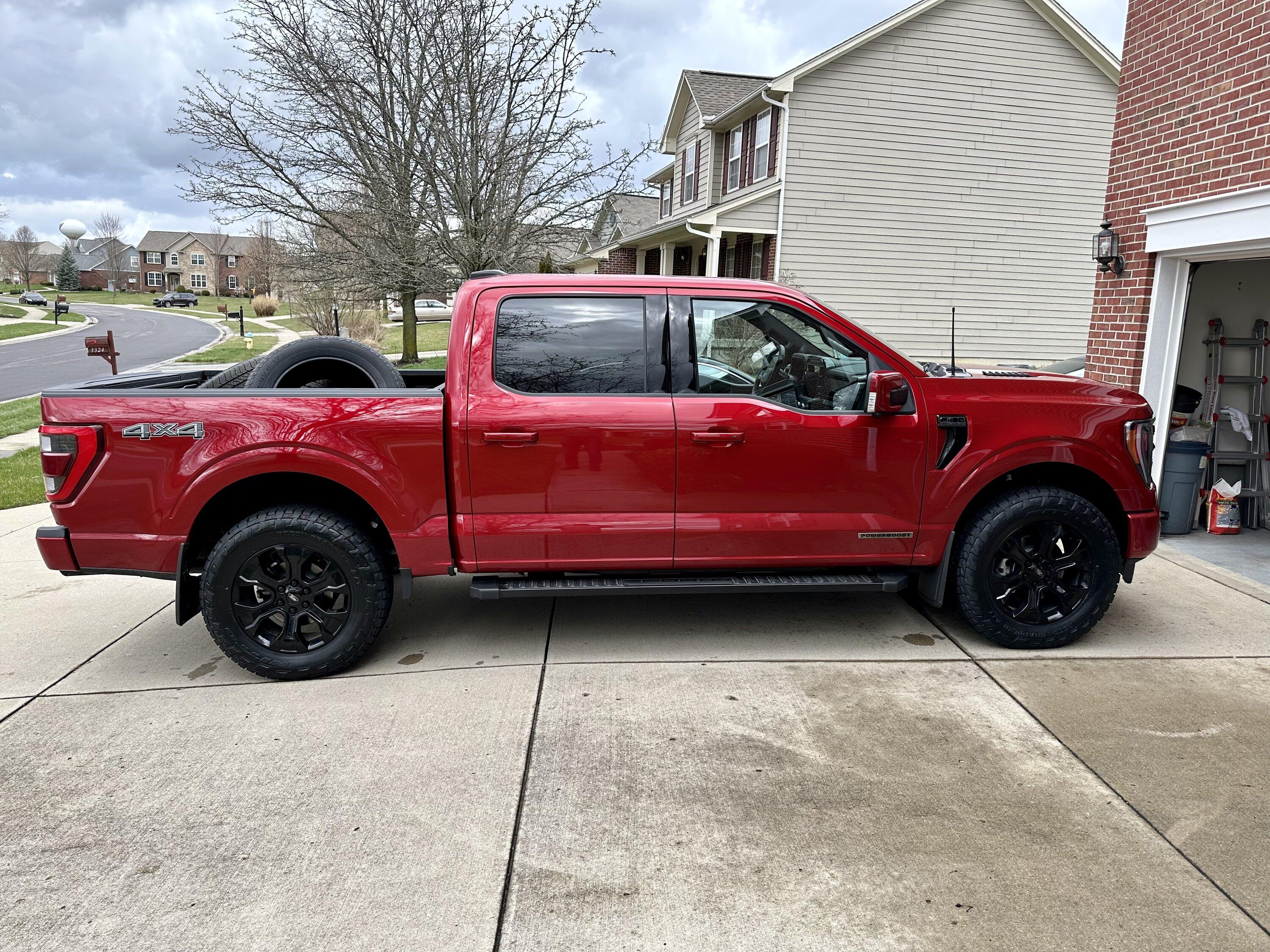 Ford F-150 RAPID RED F-150 (2021+) Club 03C0685E-107D-42A4-9C0F-A48B504D7371