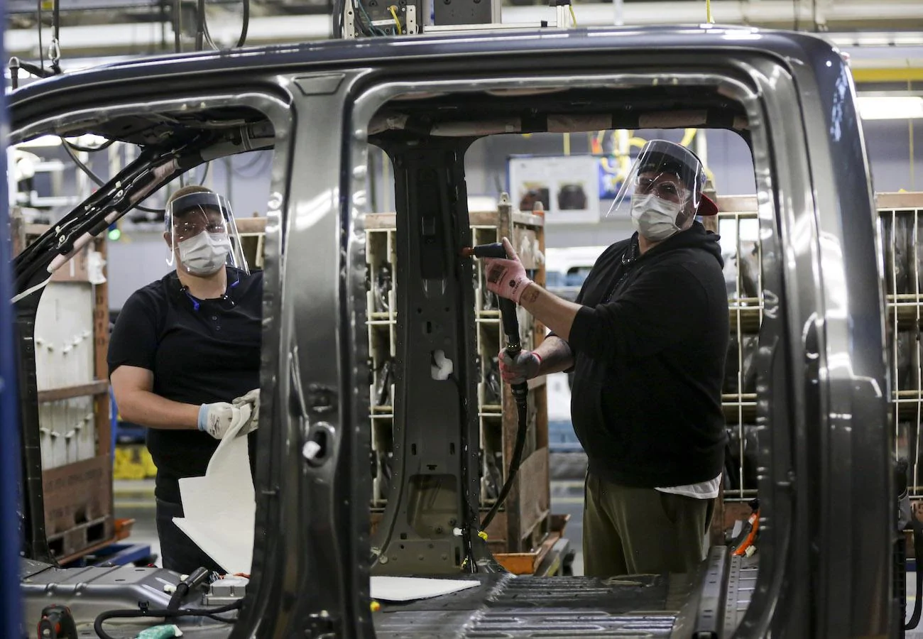 Ford F-150 Ford F-150 Production Restarted Today 040A1711