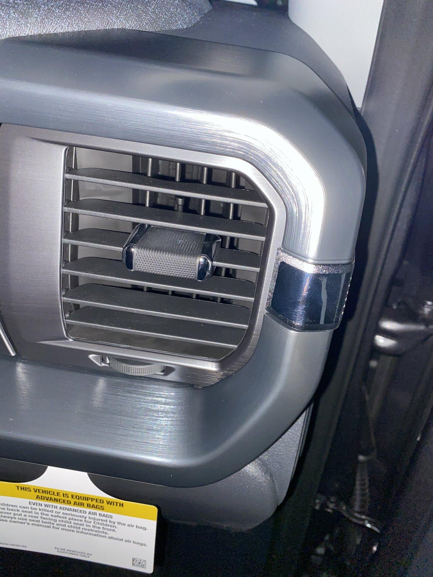 Ford F-150 Interior quality issues 07699876-5EC3-45FC-88D4-15C50AF75390