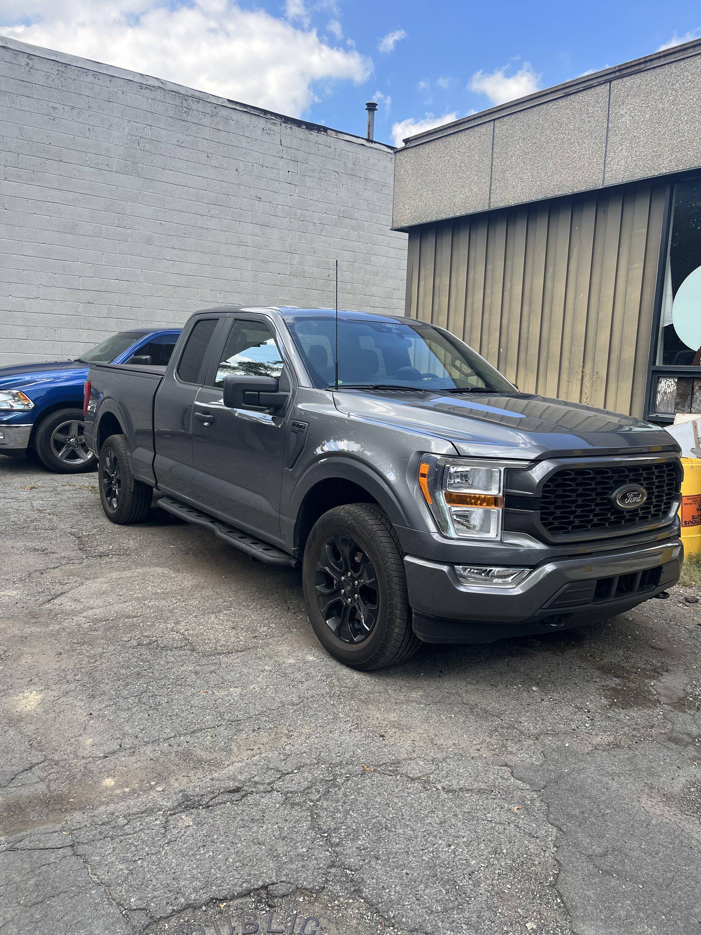 Ford F-150 Photos request: STX Black Appearance Package 084FC245-2207-4002-9393-4227420409AA