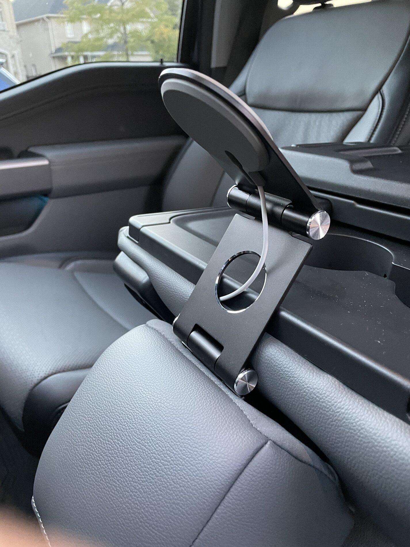 Ford F-150 My MagSafe Wireless Charging Phone Mount Solution 08F3E139-5829-48C2-9168-42A625C6A418