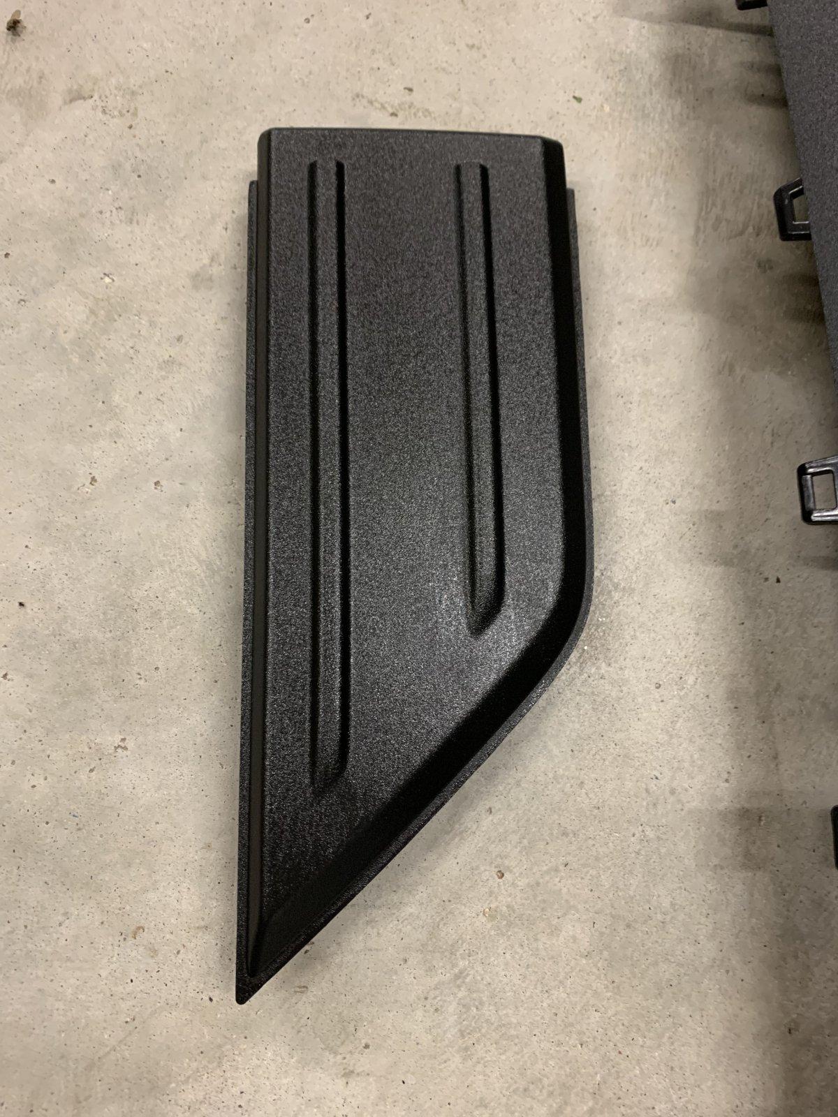 Ford F-150 Bumper Parts 0B8B26F2-26EA-4D08-88DF-986AAE4061FC