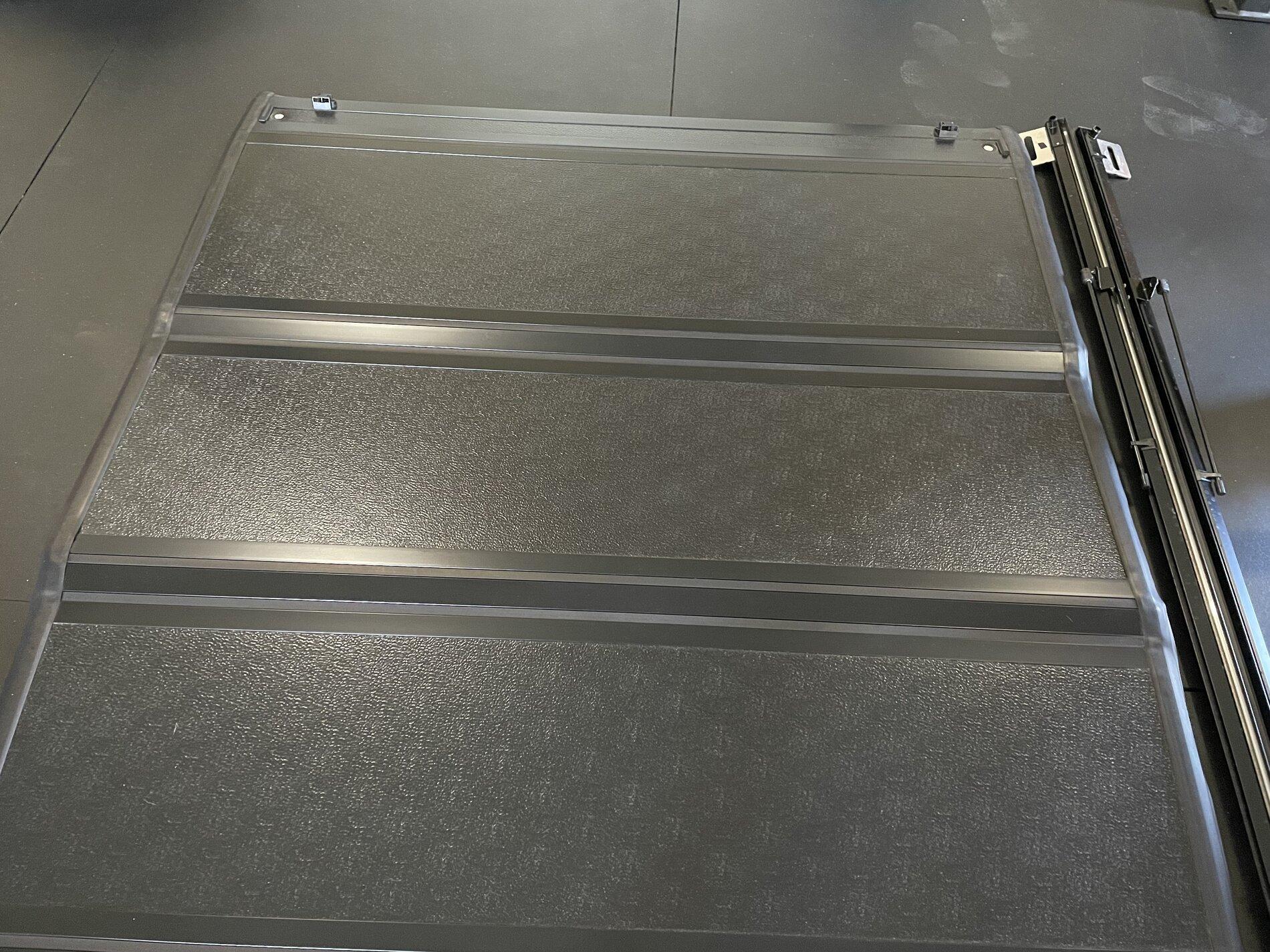 Ford F-150 2021 F150 Tonneau Cover 0FE15375-B380-4583-9465-B32E520B1EEA