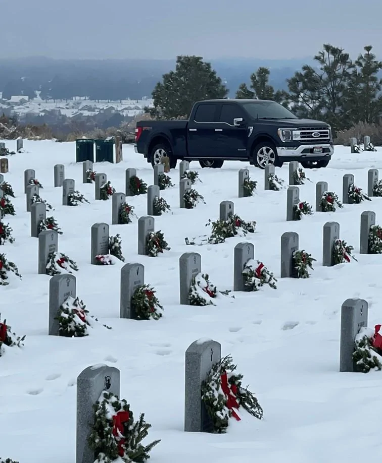 Ford F-150 Merry Christmas 1