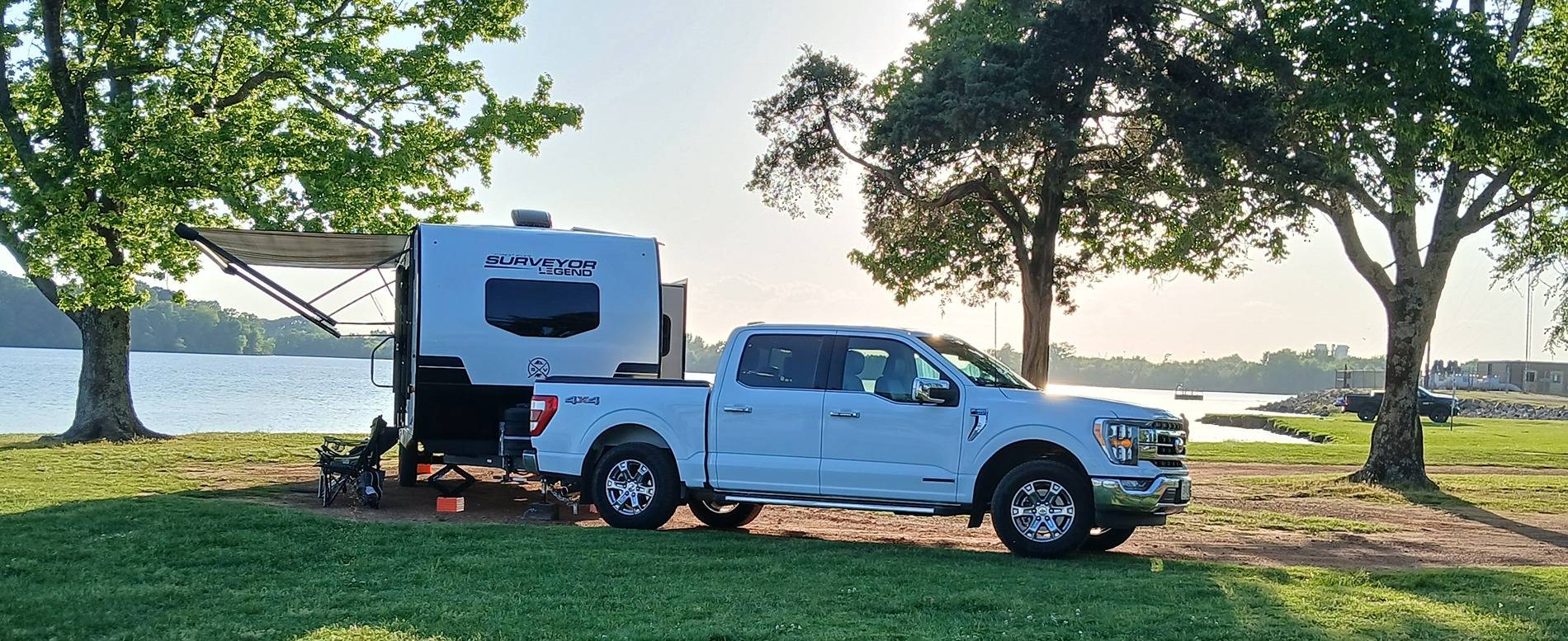 Ford F-150 What’s those buttons for? 1000003215
