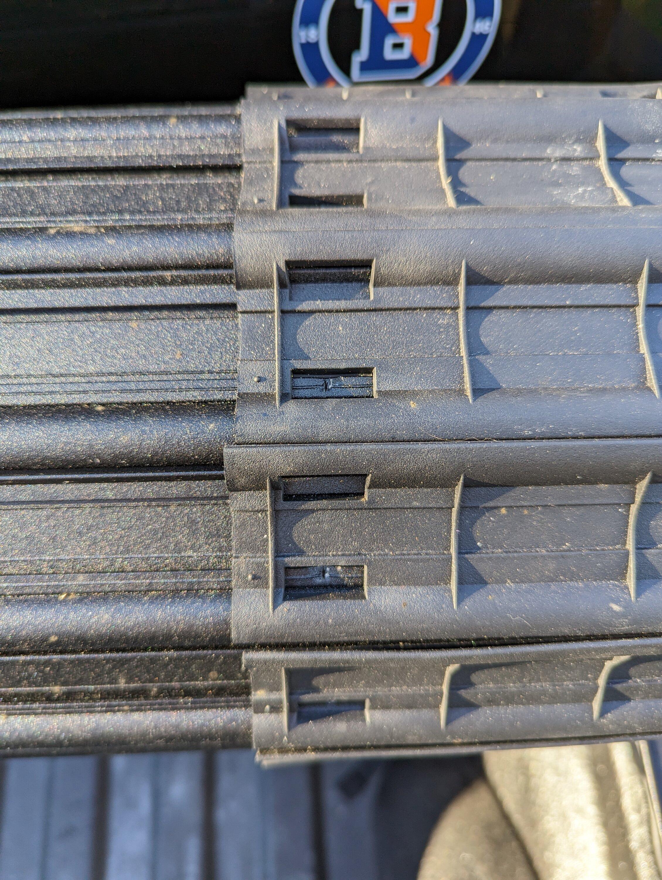 Ford F-150 BAK X4S Rolling Tonneau - Divots in Aluminum Underside 1000004030