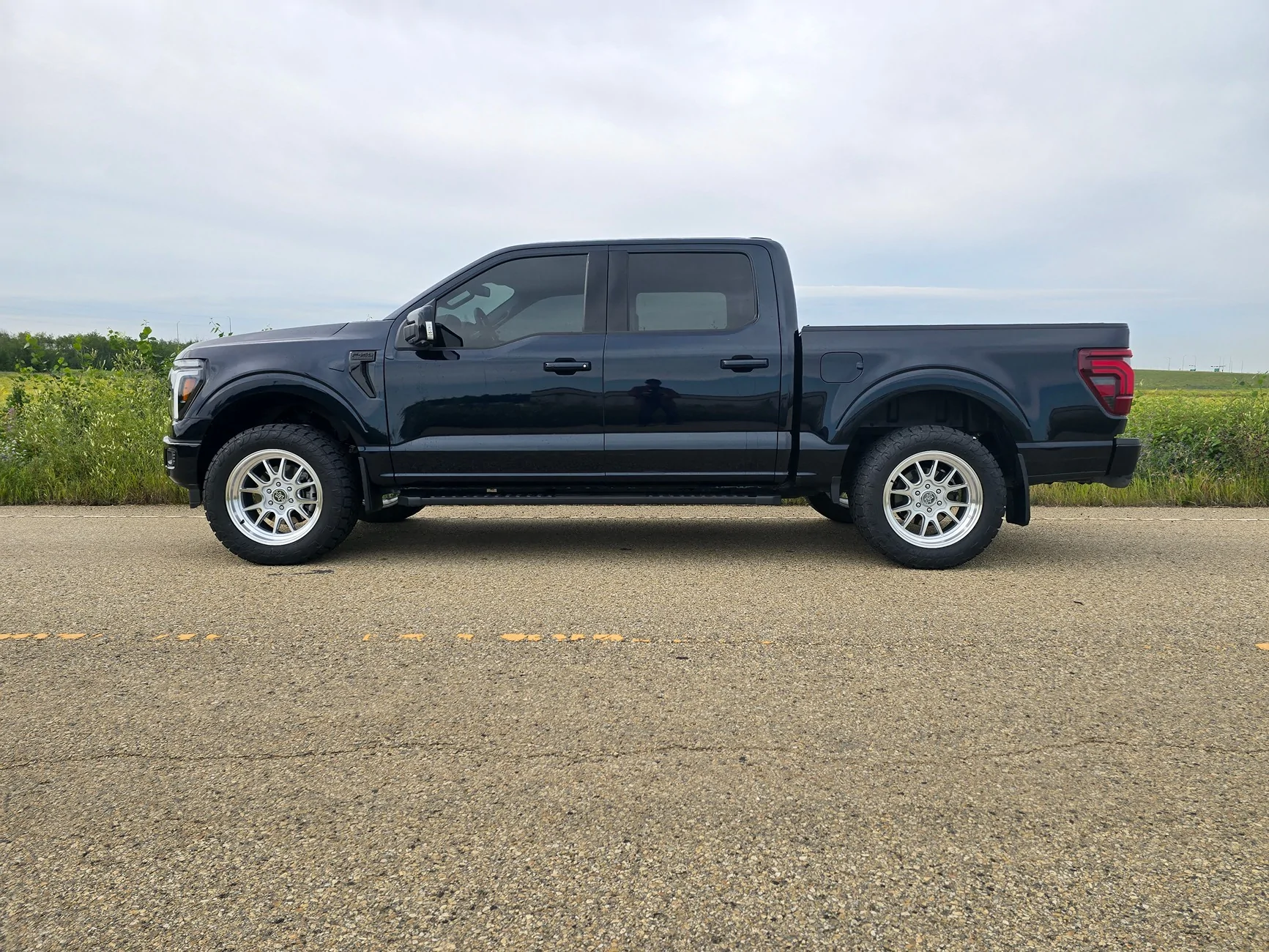 Ford F-150 New here. Suspension to level rake? 1000017565