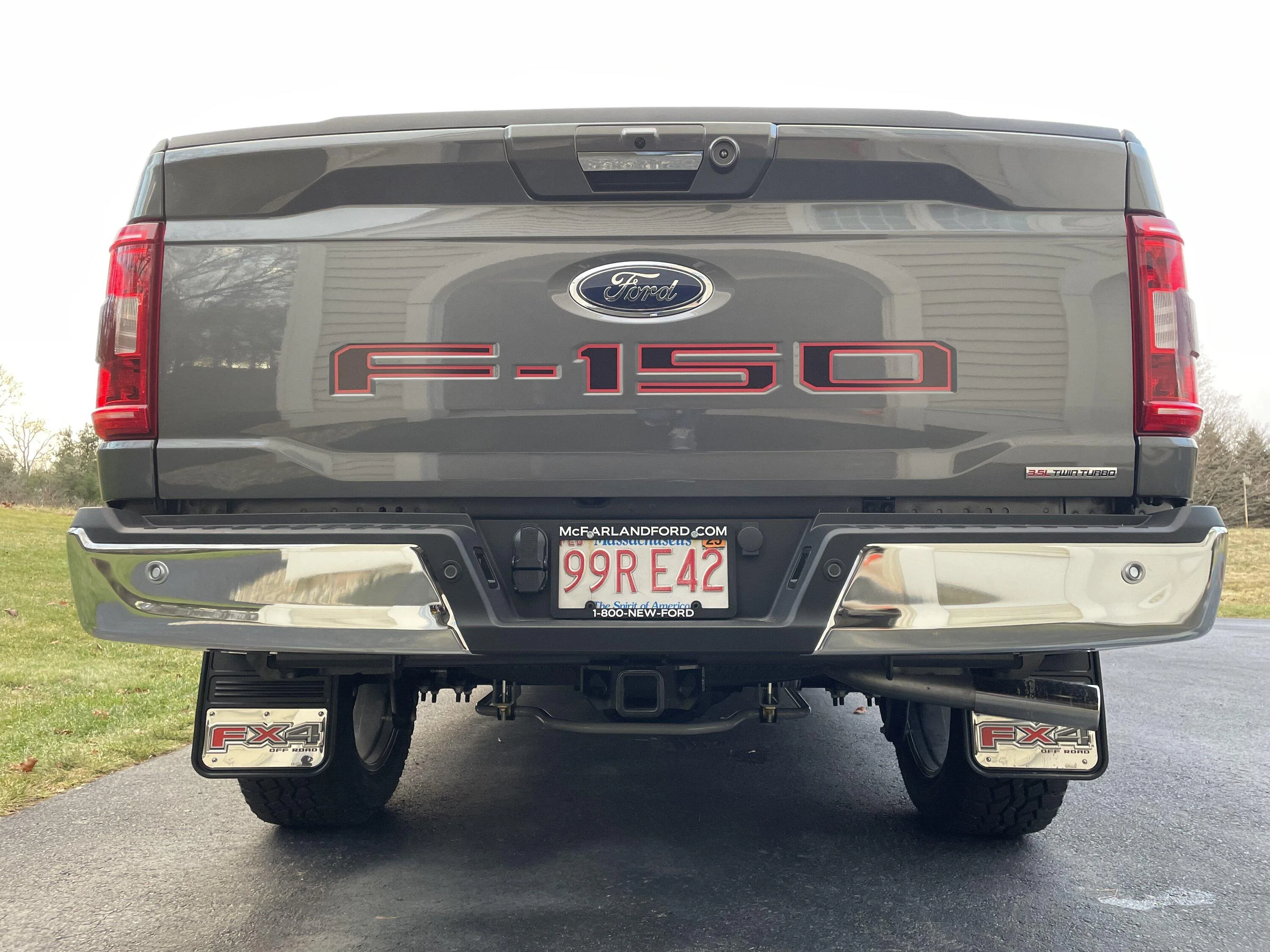 Ford F-150 CARBONIZED GRAY F-150 (2021+) Club 1066C24E-057C-4951-83FA-14B9CFBACC8E