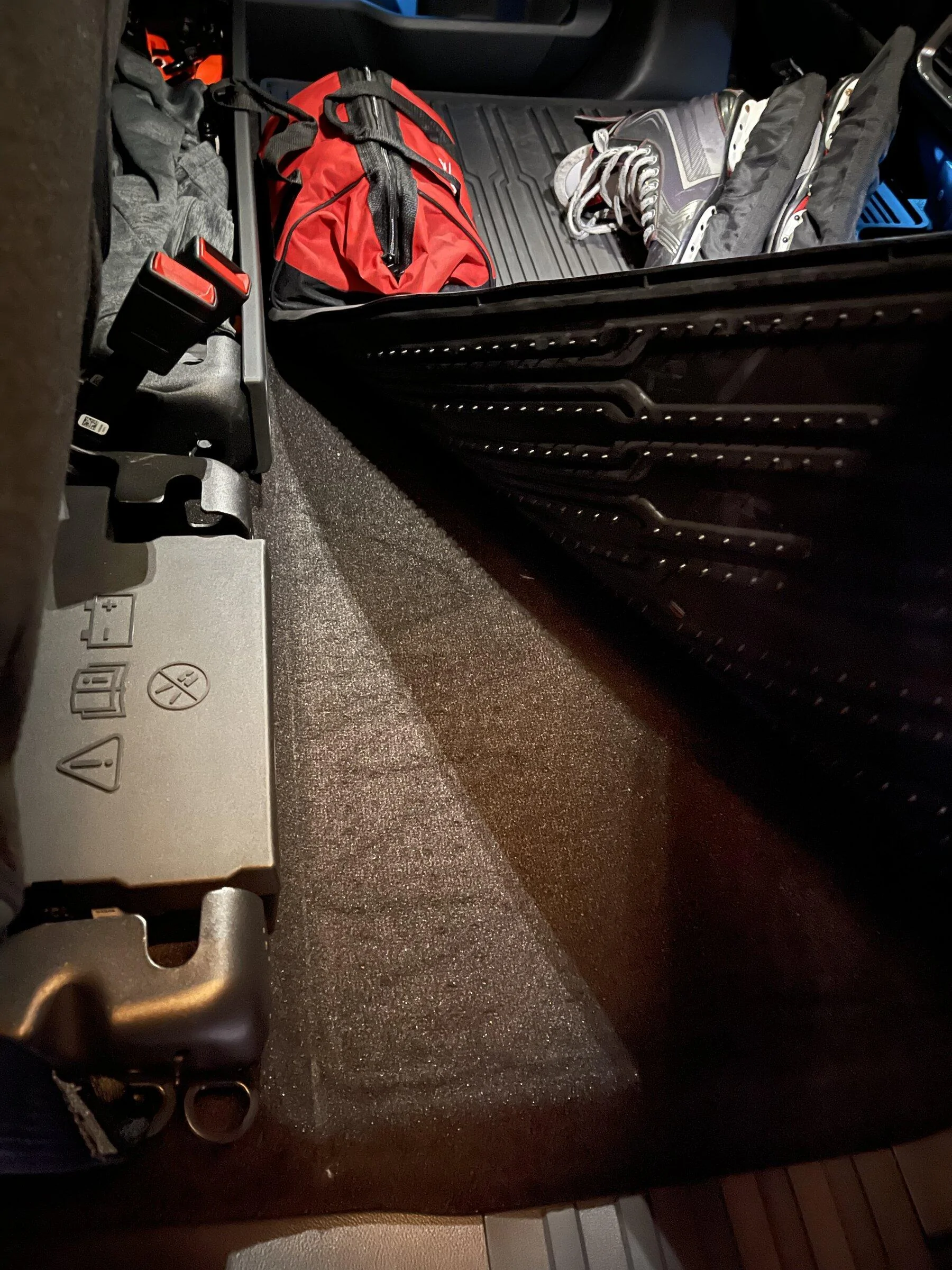 Ford F-150 ? F-150 LARIAT Lounge ? 10E2F042-DBF5-47DE-9012-52D07DA1FC0F