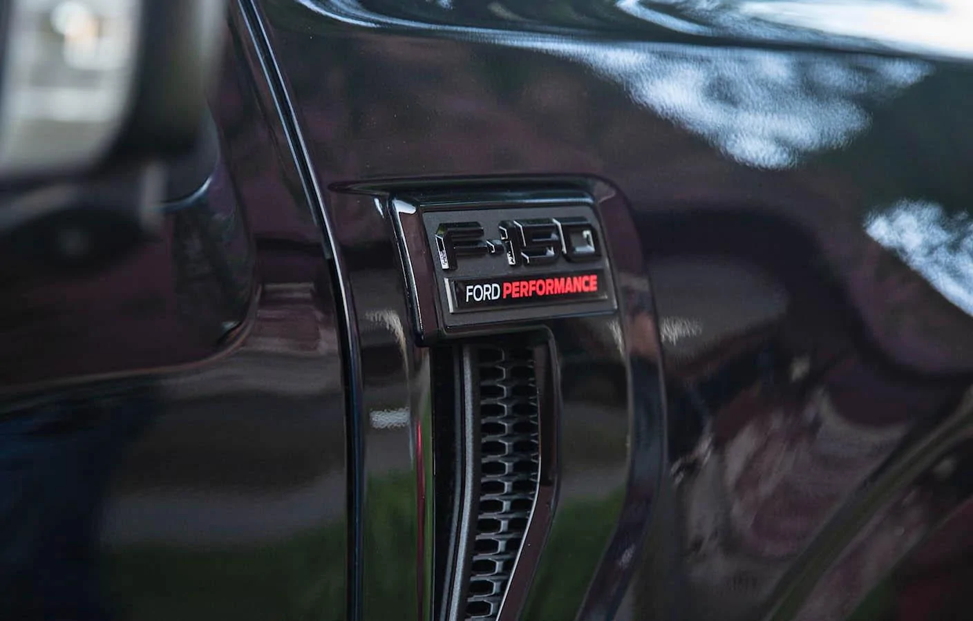 Ford F-150 Ford FP700 Supercharger Package for 2021-2023 F-150 increases power to 700 hp while retaining warranty 1142886