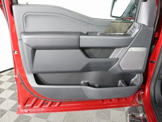 Ford F-150 RAPID RED F-150 (2021+) Club 15 (12)