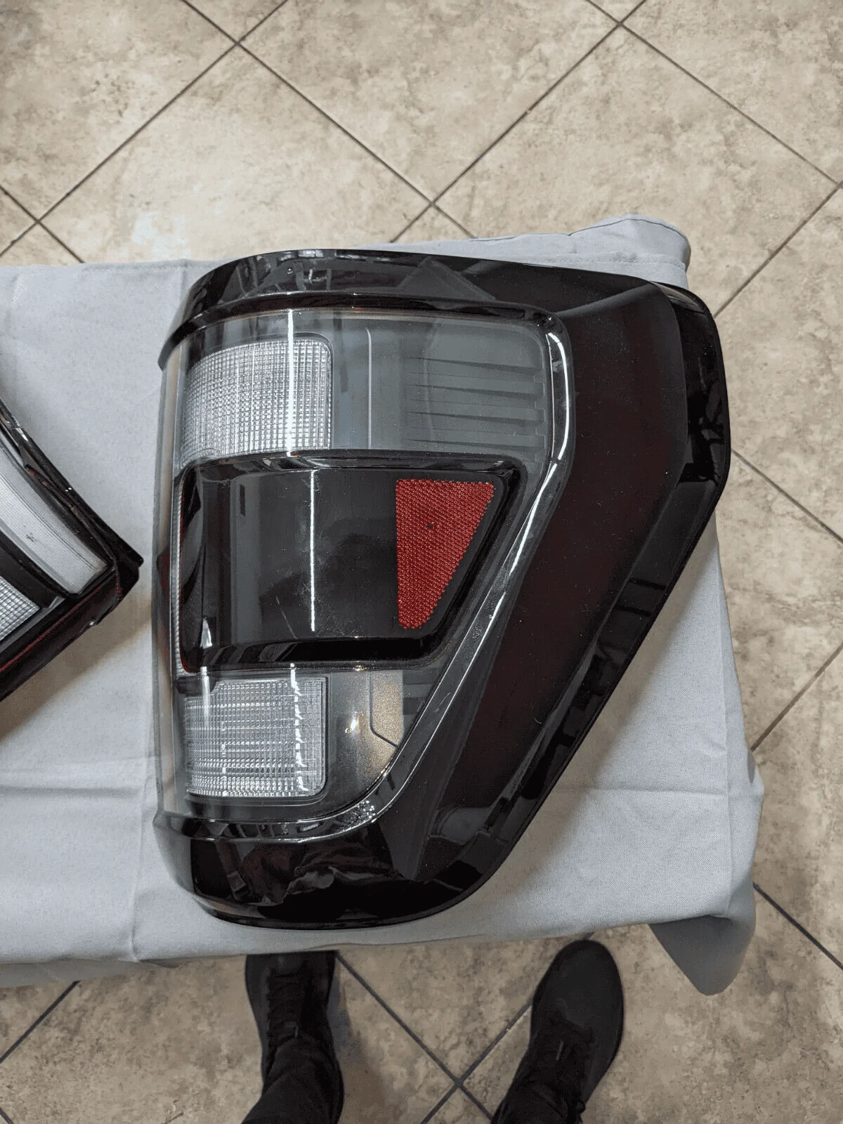 Ford F-150 Are Raptor tailights black? 1654713333339