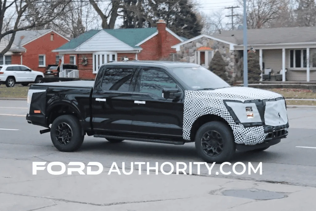 Ford F-150 2024 F-150 Refresh Facelift Spotted 📸 1671929679185