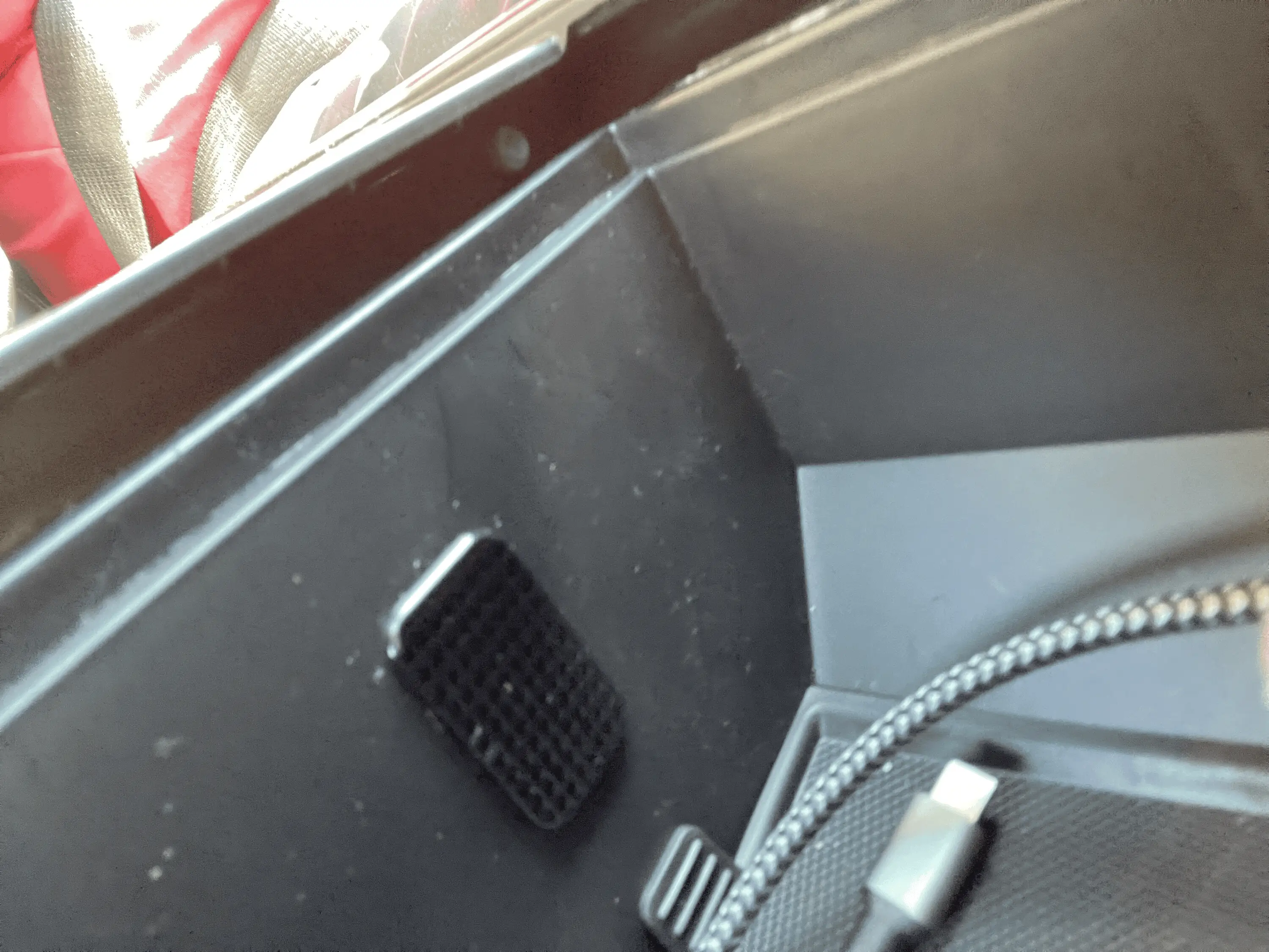 Ford F-150 XLT trucks with push button start cup holder/ambient lighting 1676297054079