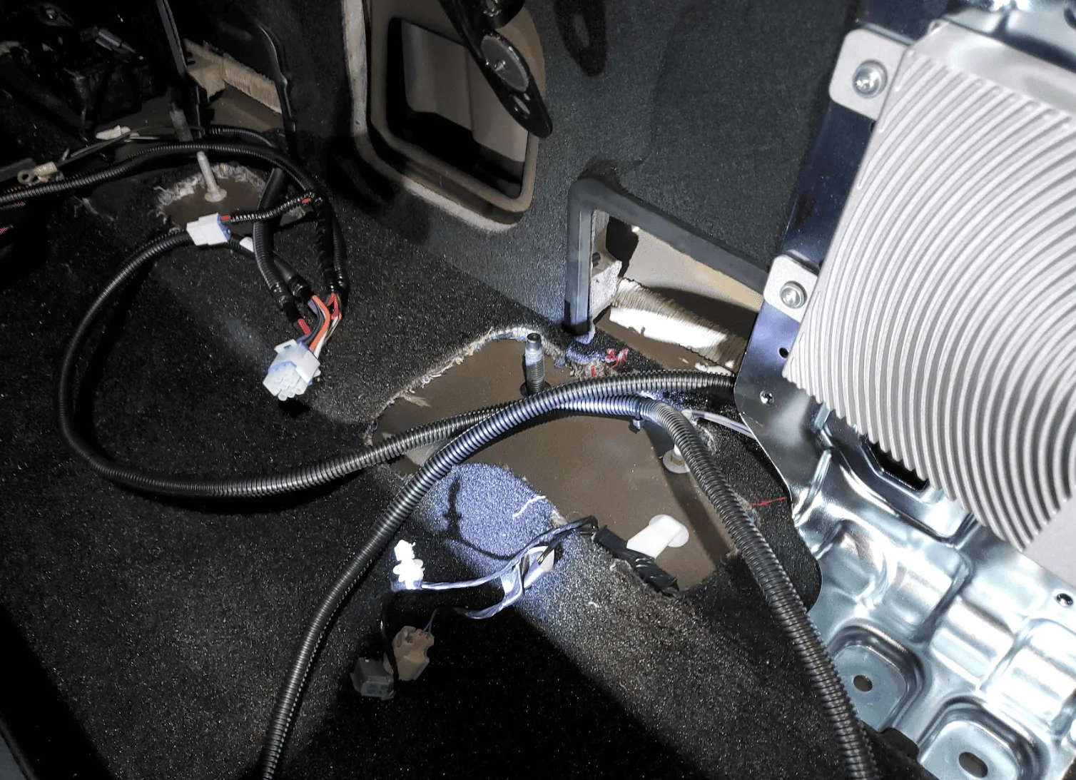 Ford F-150 Amp research power steps on a PowerBoost? 1678304336437