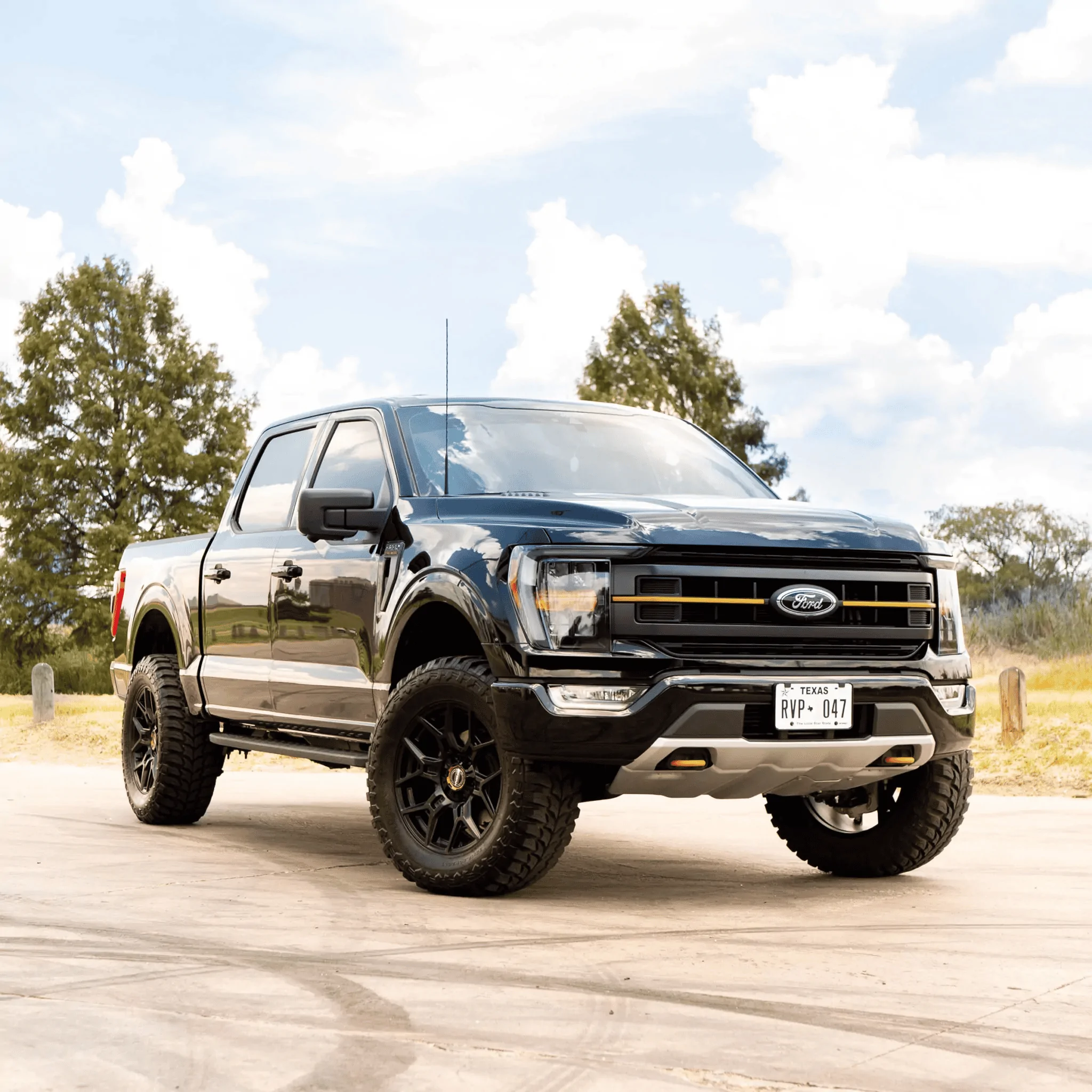 Ford F-150 Anyone find a wheel that looks good on Antimatter? 1683722829461