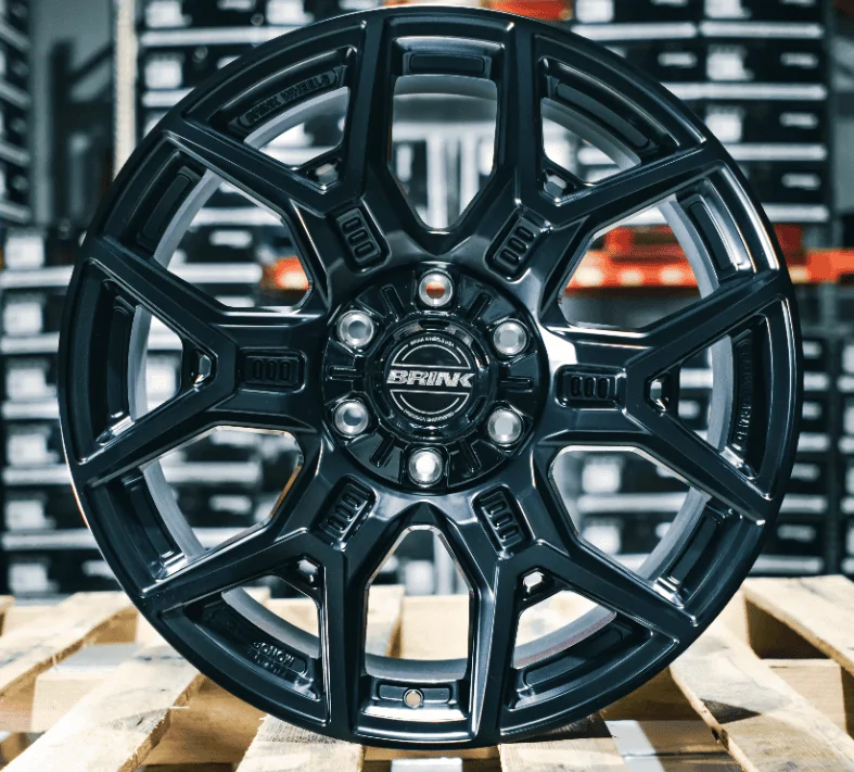 Ford F-150 Anyone one know what type of wheels these are ? 1684781587544