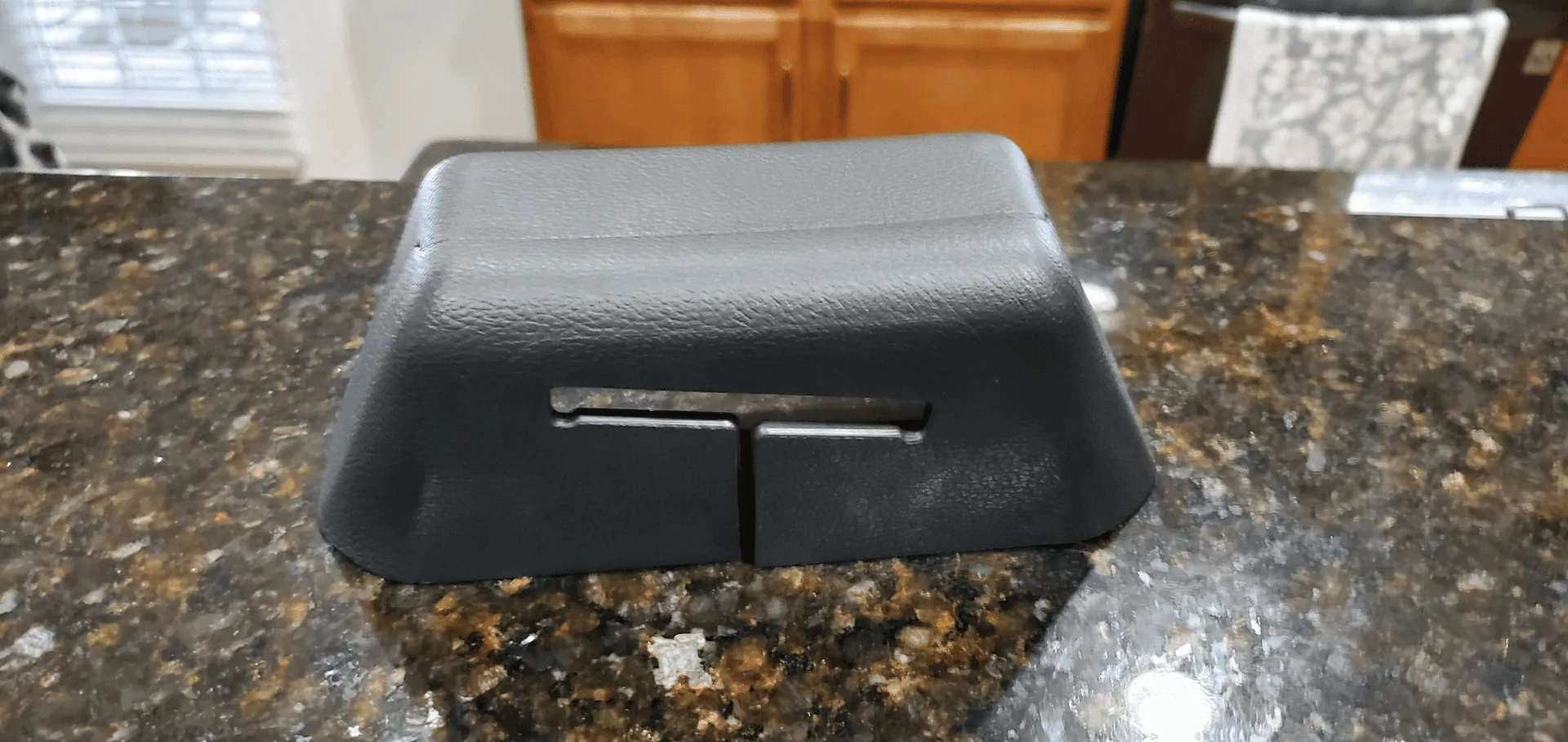 Ford F-150 MagSafe® Wireless Charger/Phone Mount for 2021+ Ford® F150 1687870044432