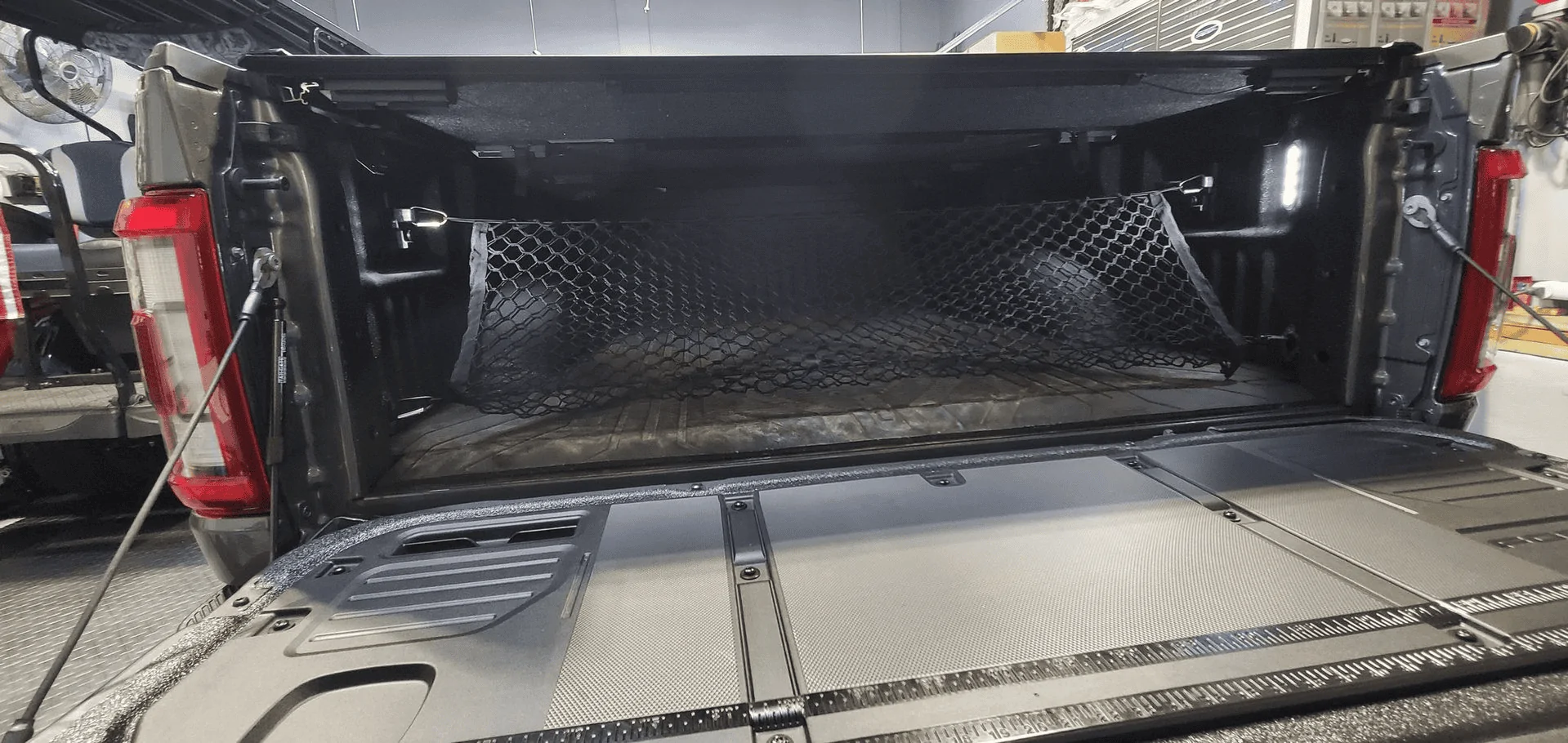 Ford F-150 What does everyone use inside the Bed.. under a bed cover.. to stop things from moving around 1692990339538