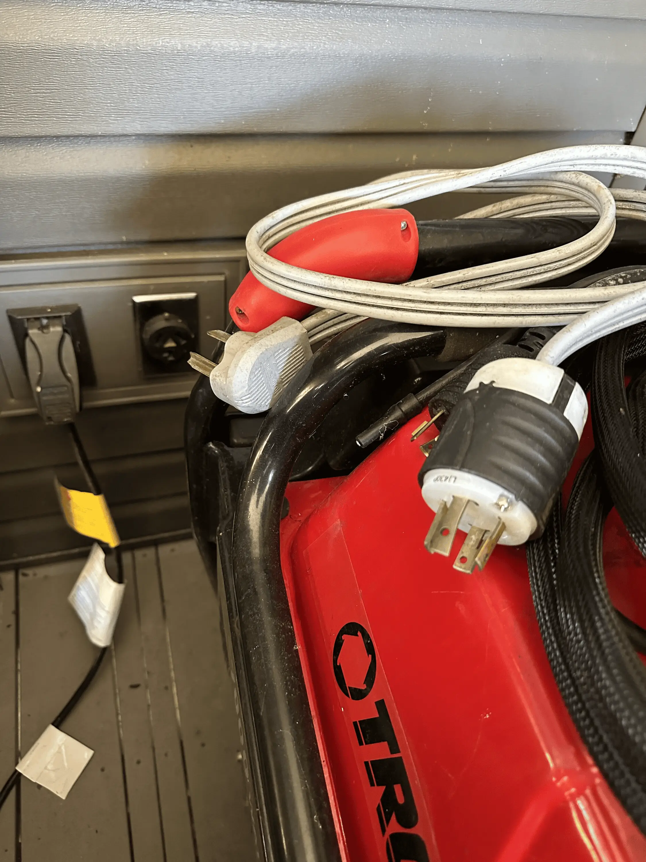 Ford F-150 Just an Observation 1697486079524