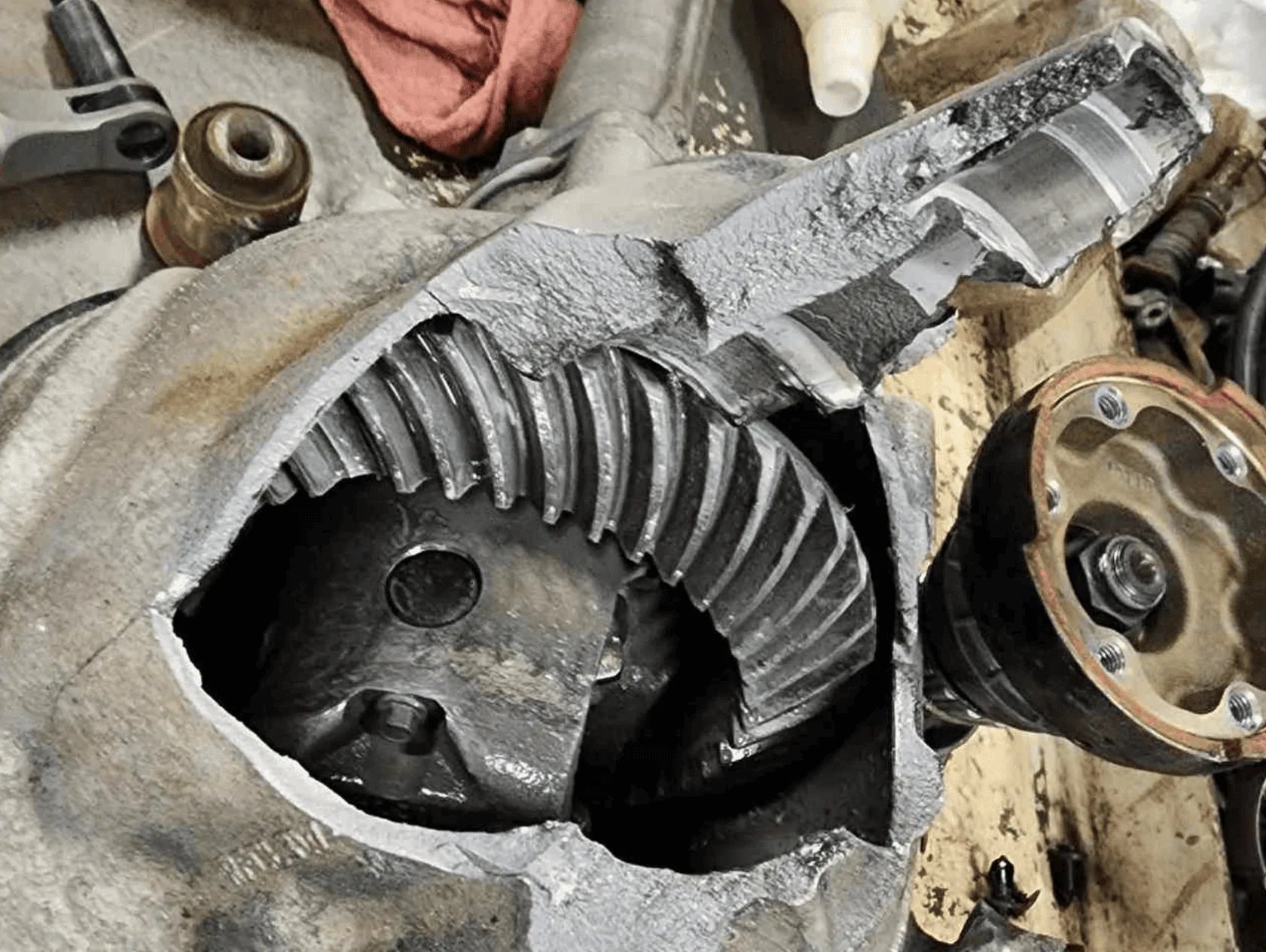 Ford F-150 Tremor front diff explodes at 7400 km 1706833388434