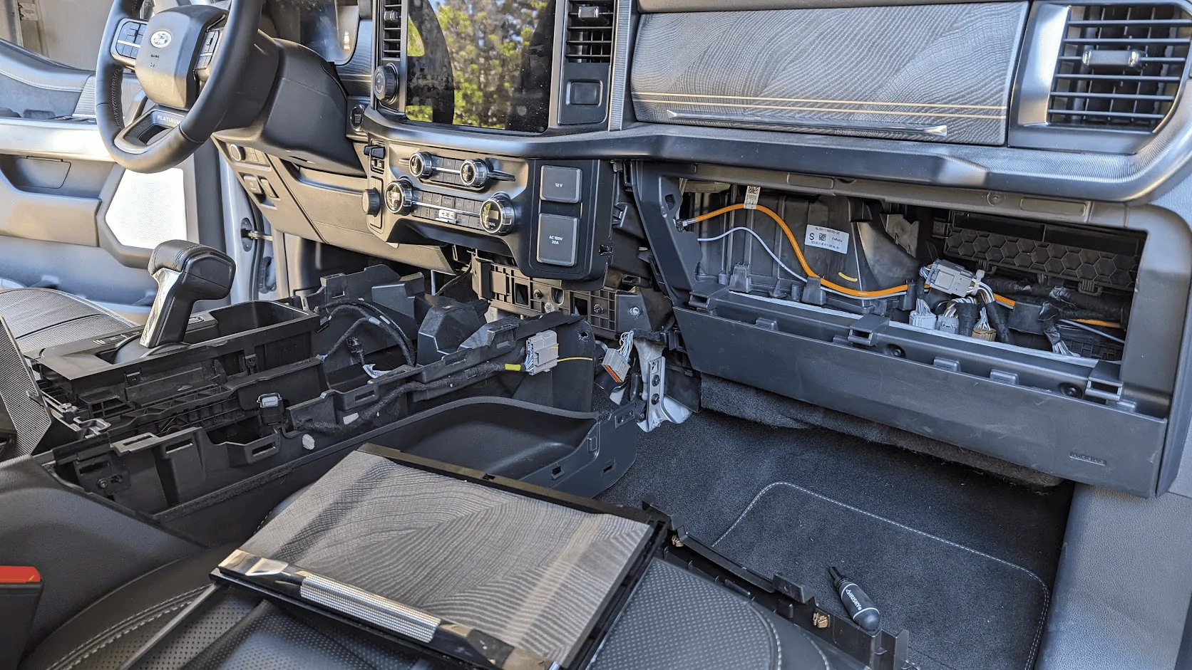 Ford F-150 Cup holder light installation / media bin light / glove box light / ambient lighting change 1713152991051-aj