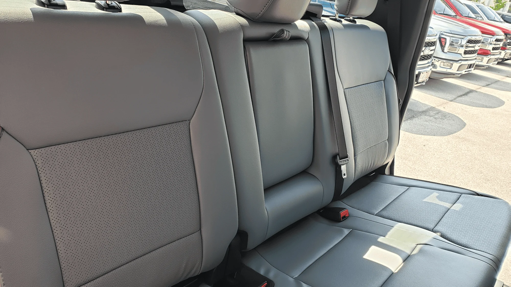 Ford F-150 Alternative F-150 Interiors to Black 1718765490386-fc