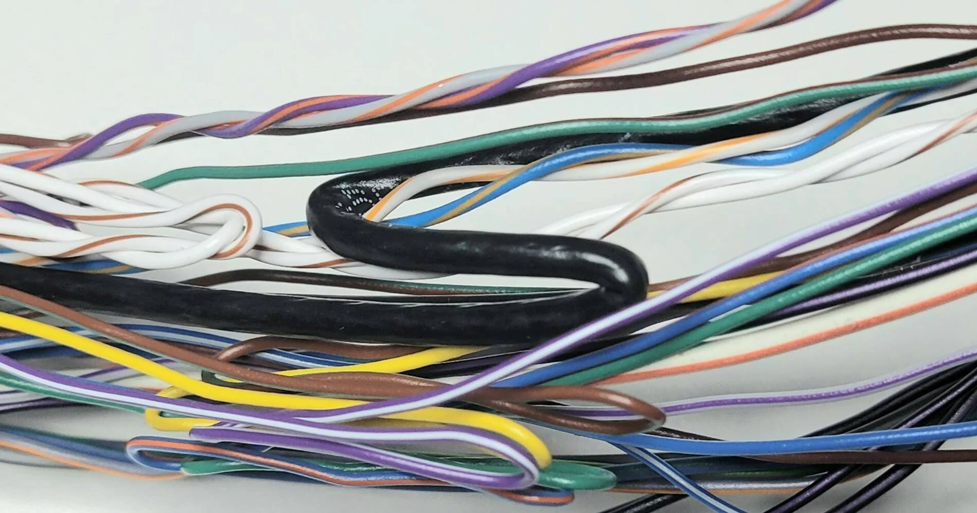 Ford F-150 Disappointing platinum door harness teardown 1739864028878-rl