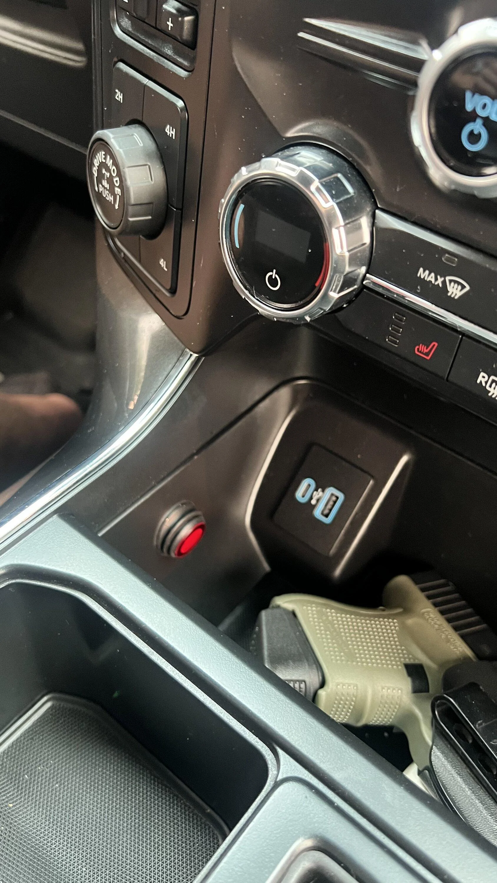 Ford F-150 What did you do TO your F-150 today? 🙋🏻‍♂️ 17441C81-708B-45FB-B1D6-E3FECA33C124