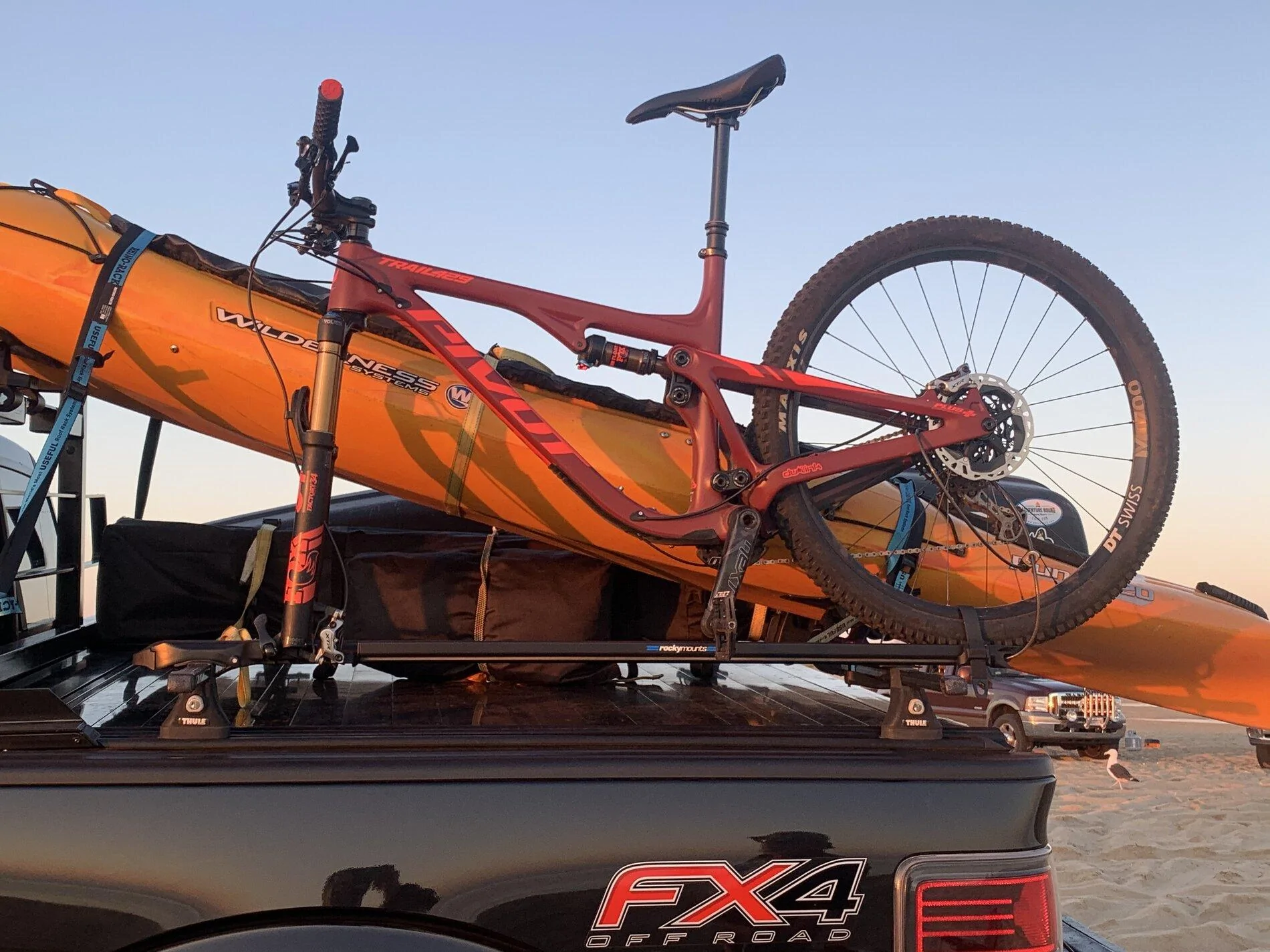 Ford F-150 Retrax ProXR bed cover 17795BF5-DBDB-4D7E-B87F-FAAEC6F82E0F