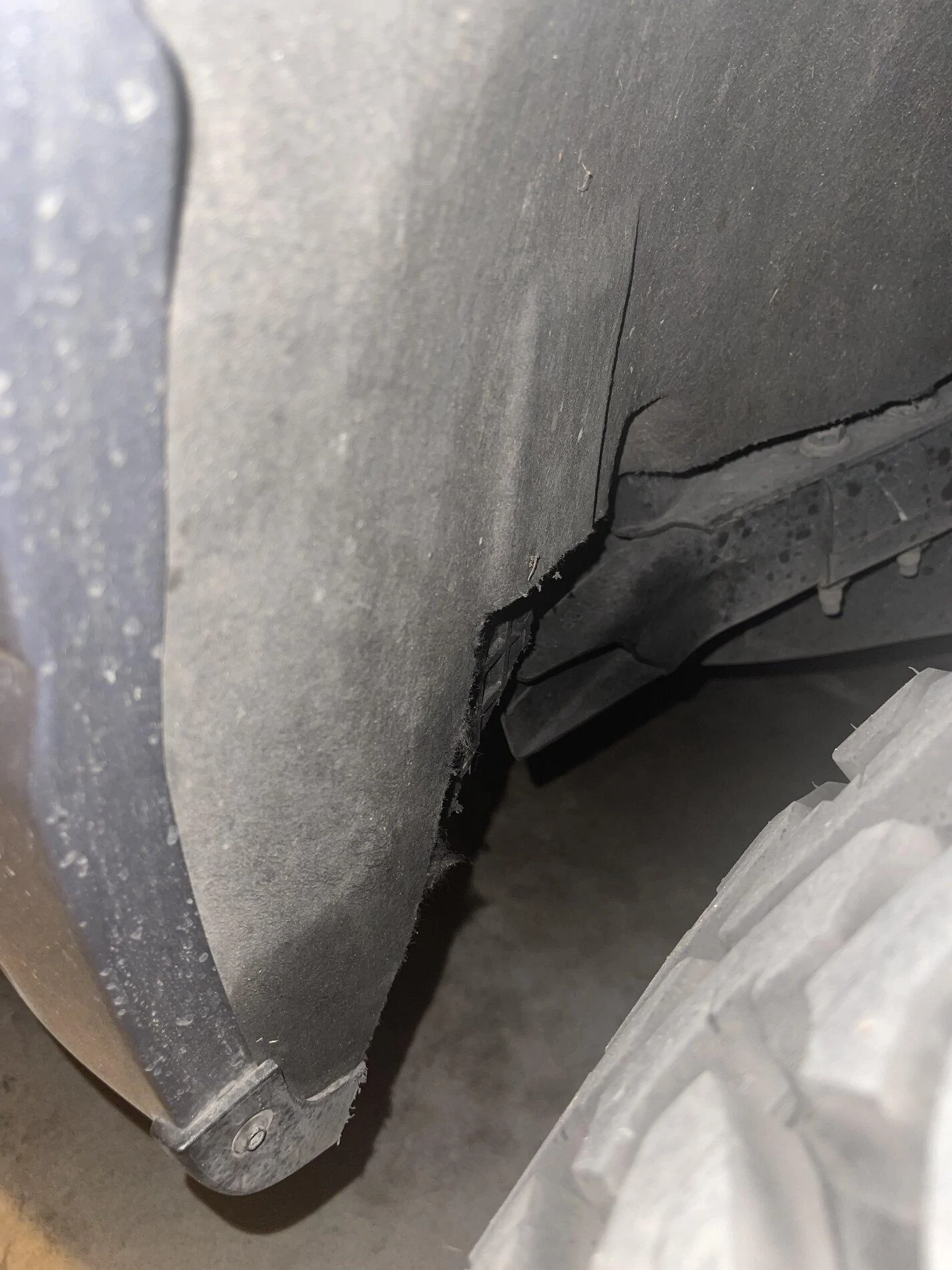 Ford F-150 2021 Platinum on 20x10s + 2 inch leveling kit 1889B079-7B45-4085-BE4B-656F37689AF9