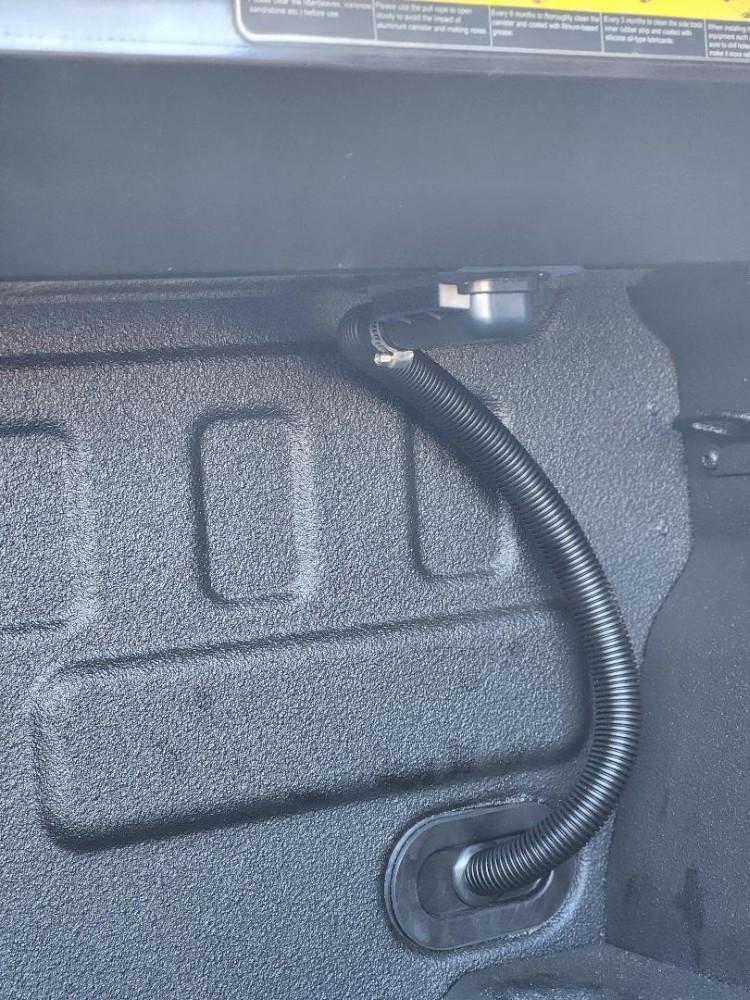 Ford F-150 Tonneau Install 1six