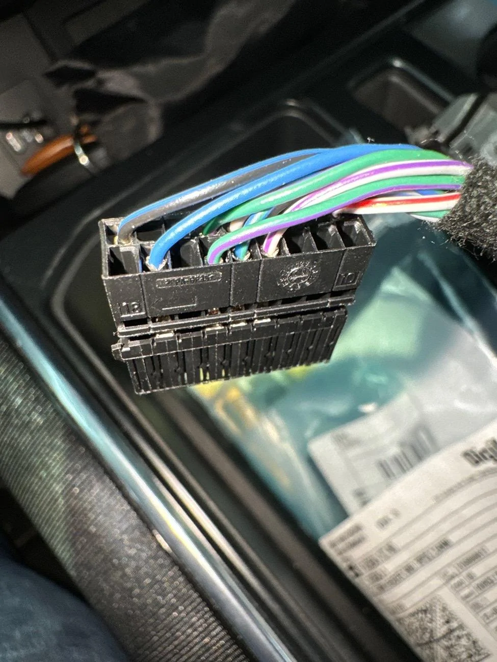 Ford F-150 Hear me out, but Console to Column shifter? 2-Jul 29 2024 07_19am-iShm