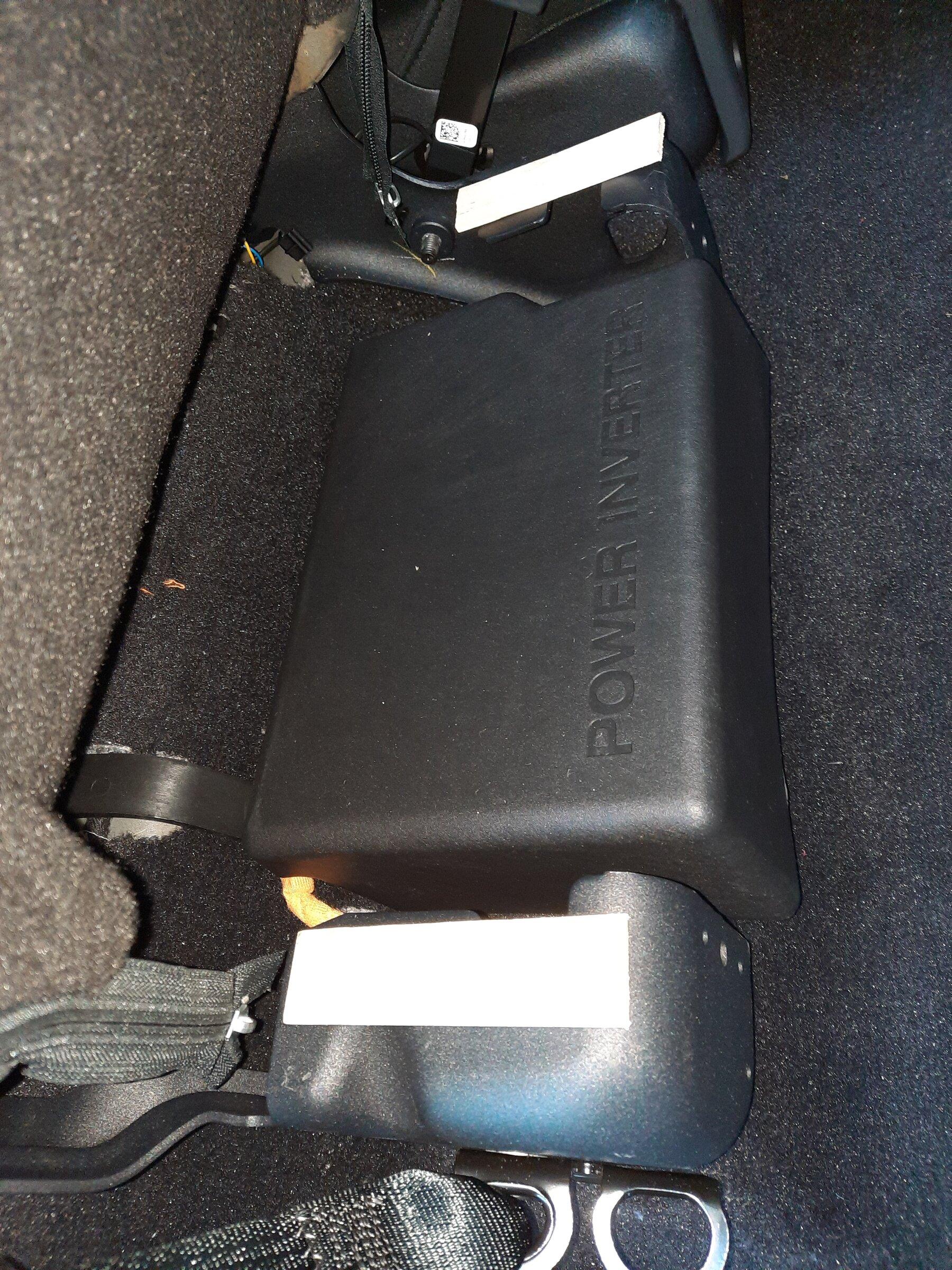 Ford F-150 Fixing an uneven back seat 2-Paint stick test