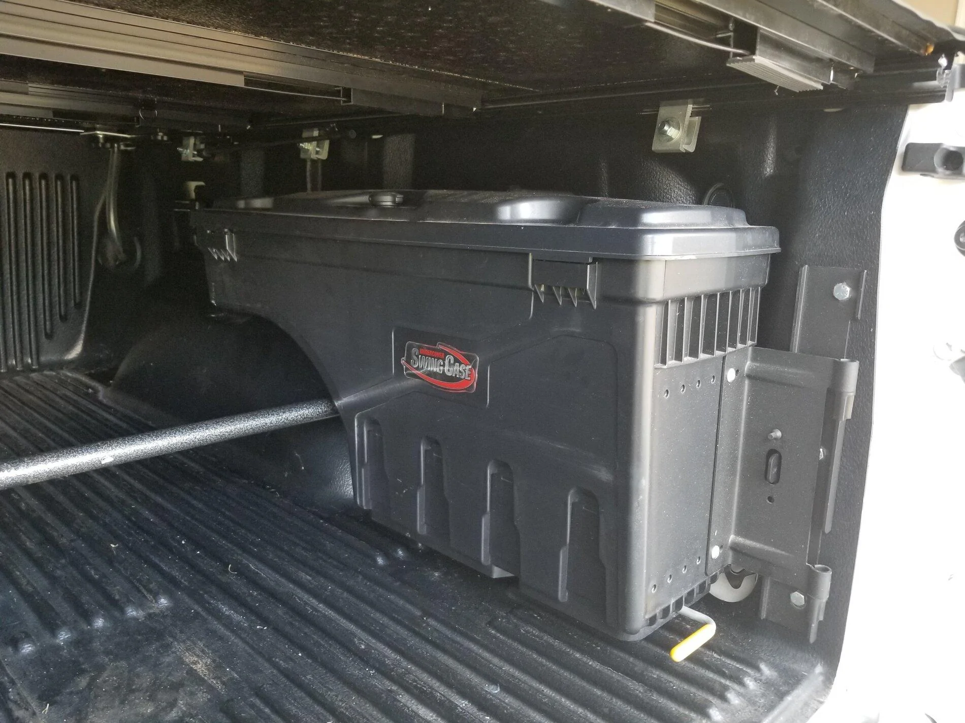 Ford F-150 Powerboost storage 20171010_134314
