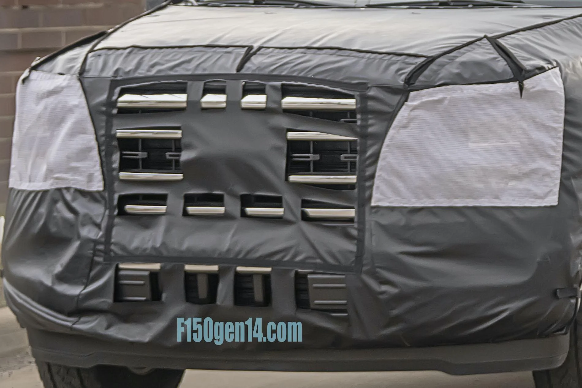 Ford F-150 An Uncovered Peek At The 2021 Ford F-150 XL Grille 2021-F-150XLT.grille04