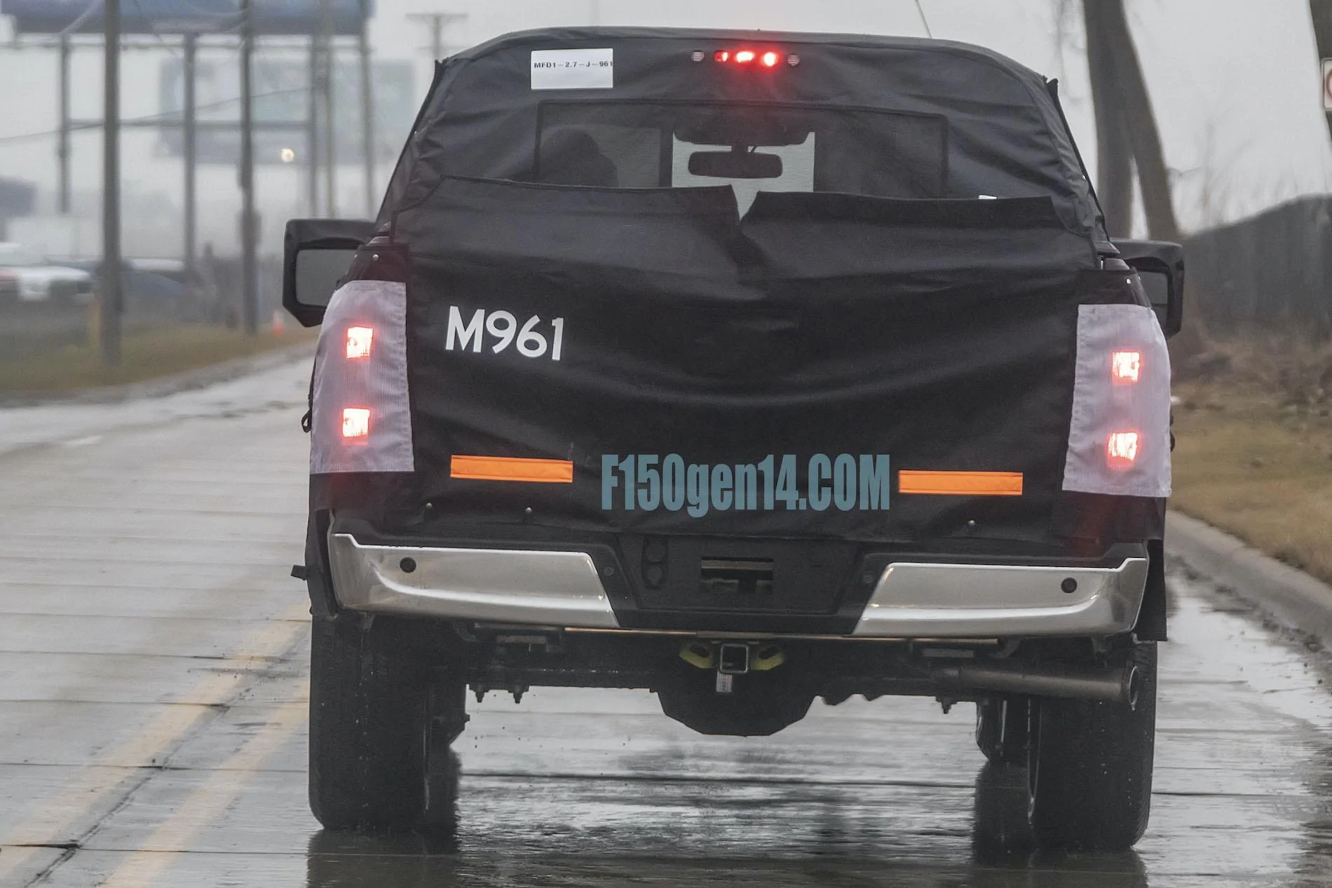 Ford F-150 An Uncovered Peek At The 2021 Ford F-150 XL Grille 2021-F-150XLT.grille07