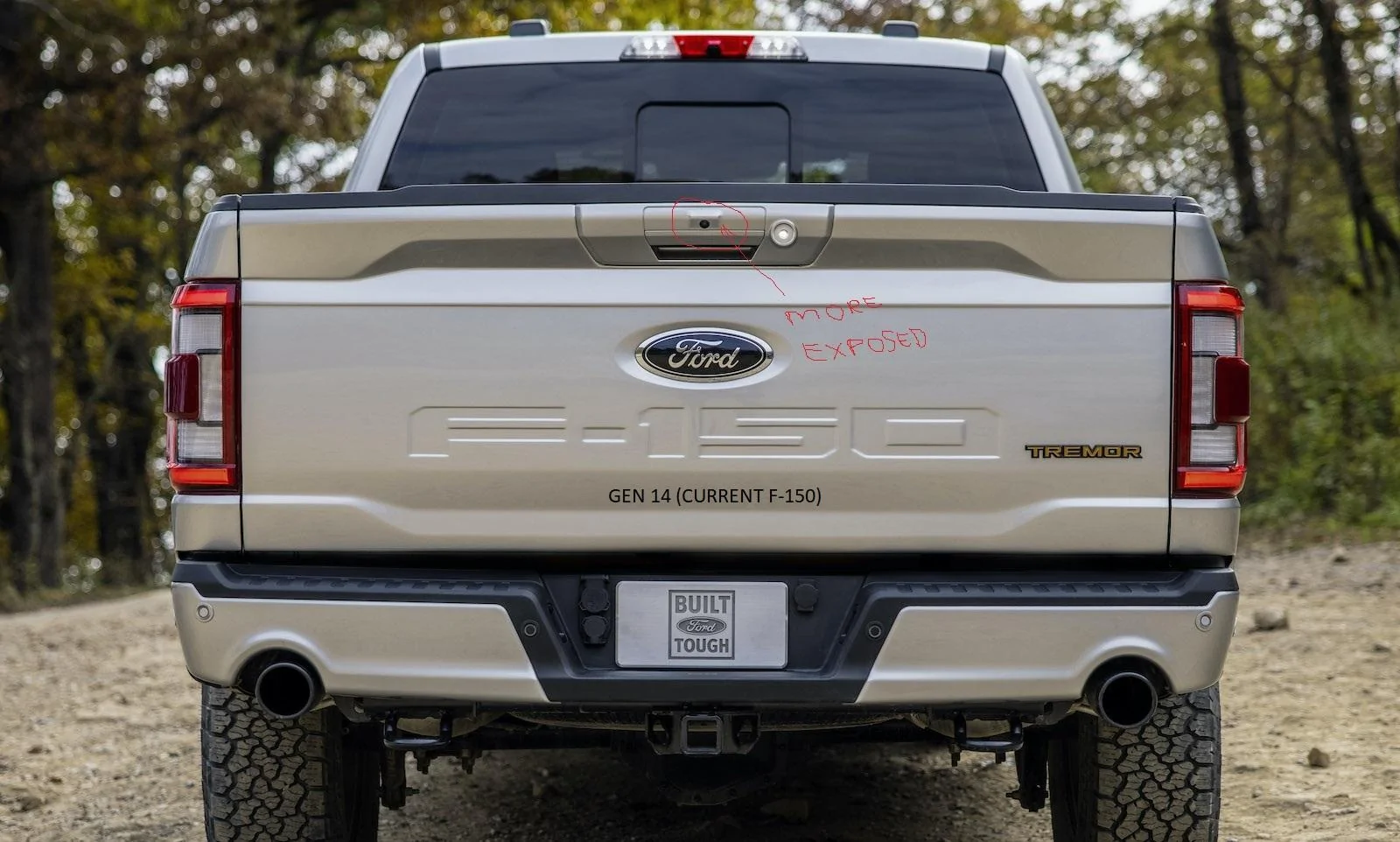 Ford F-150 Backup Camera in rainy conditions 2021-ford-f-150-tremor-tailgat