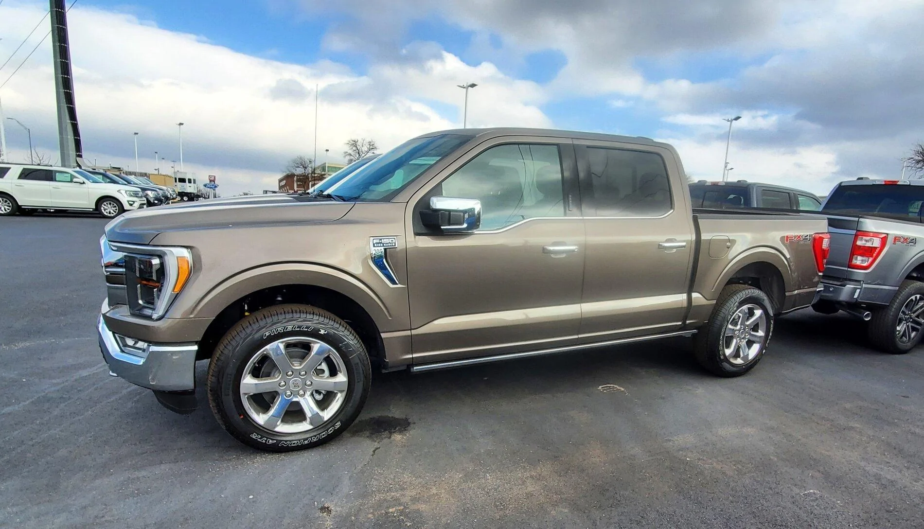 Ford F-150 STONE GRAY F-150 (2021+) Club 20210208_185228