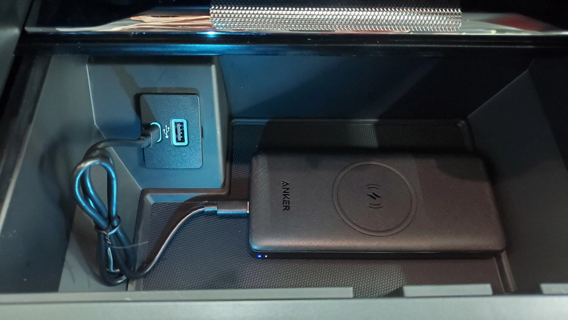 Ford F-150 Wireless Charging DIY!? 20210315_190528