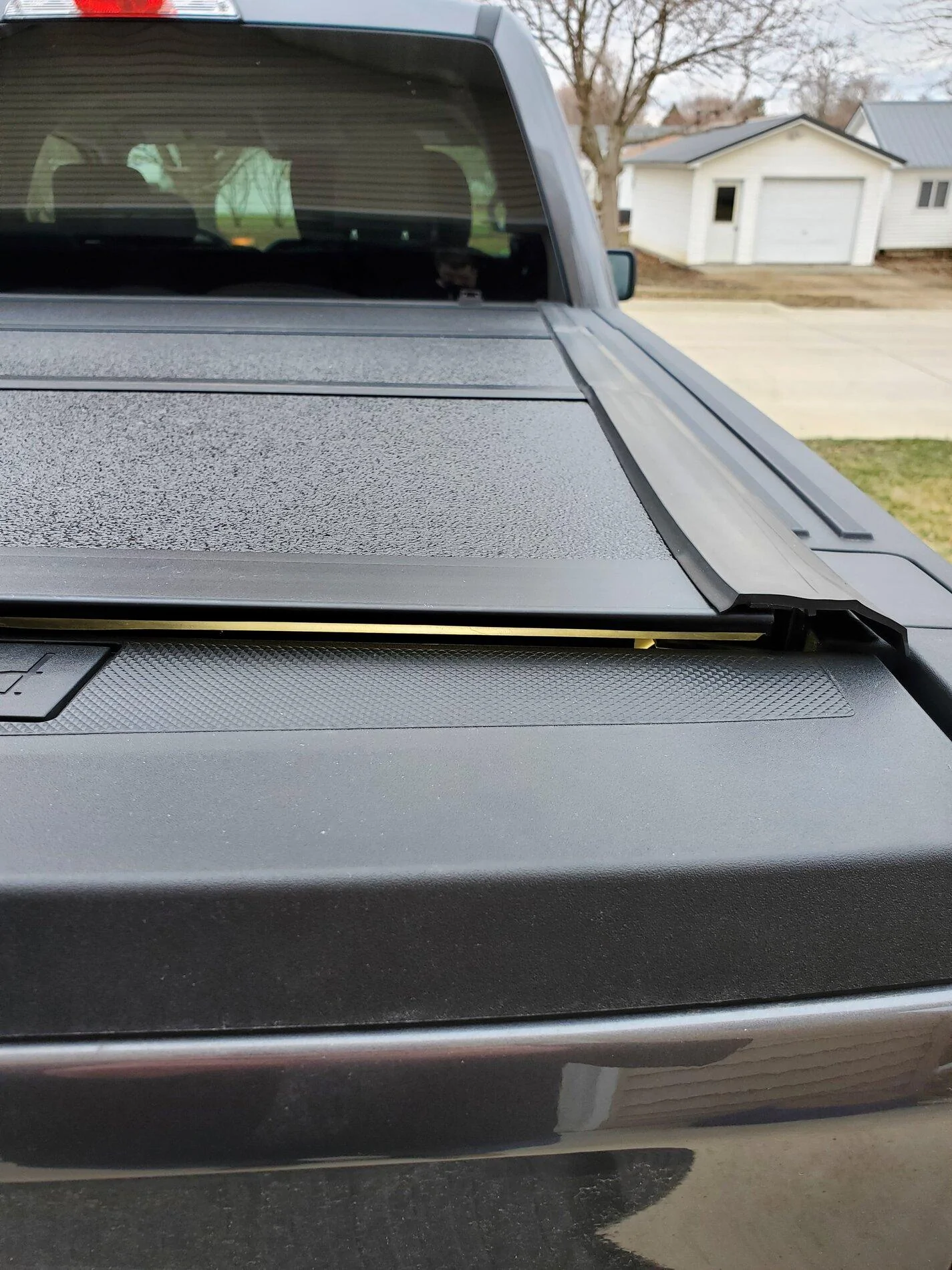 Ford F-150 Undercover Armor Flex poor fitment? 20210325_163926