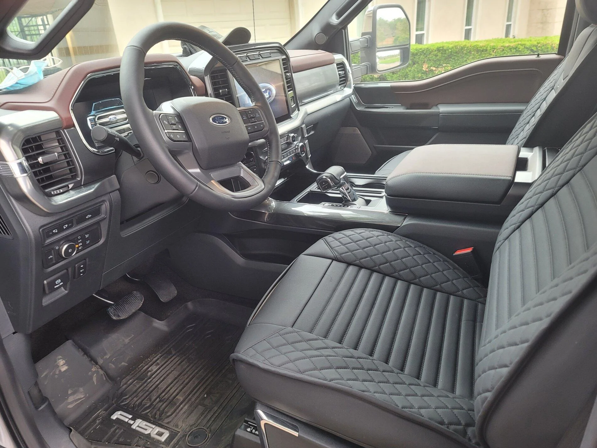 Ford F-150 ? F-150 LARIAT Lounge ? 20210414_161257