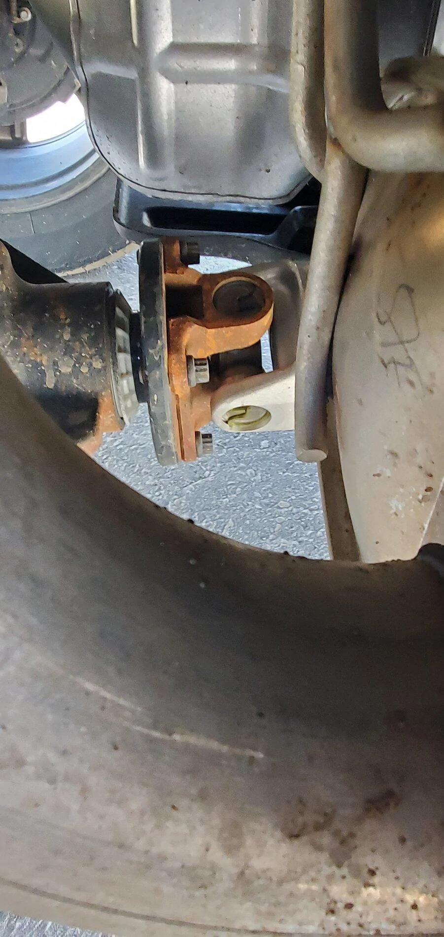 Ford F-150 Rust on rear end of 2021 F-150 -- any others? 20210509_113531