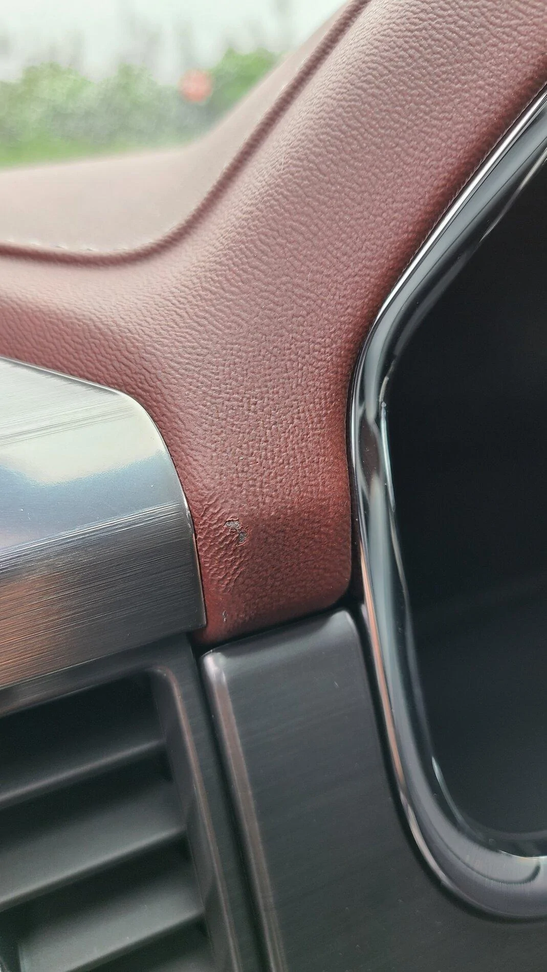 Ford F-150 Dash Damaged Upon Delivery 20210619_141850