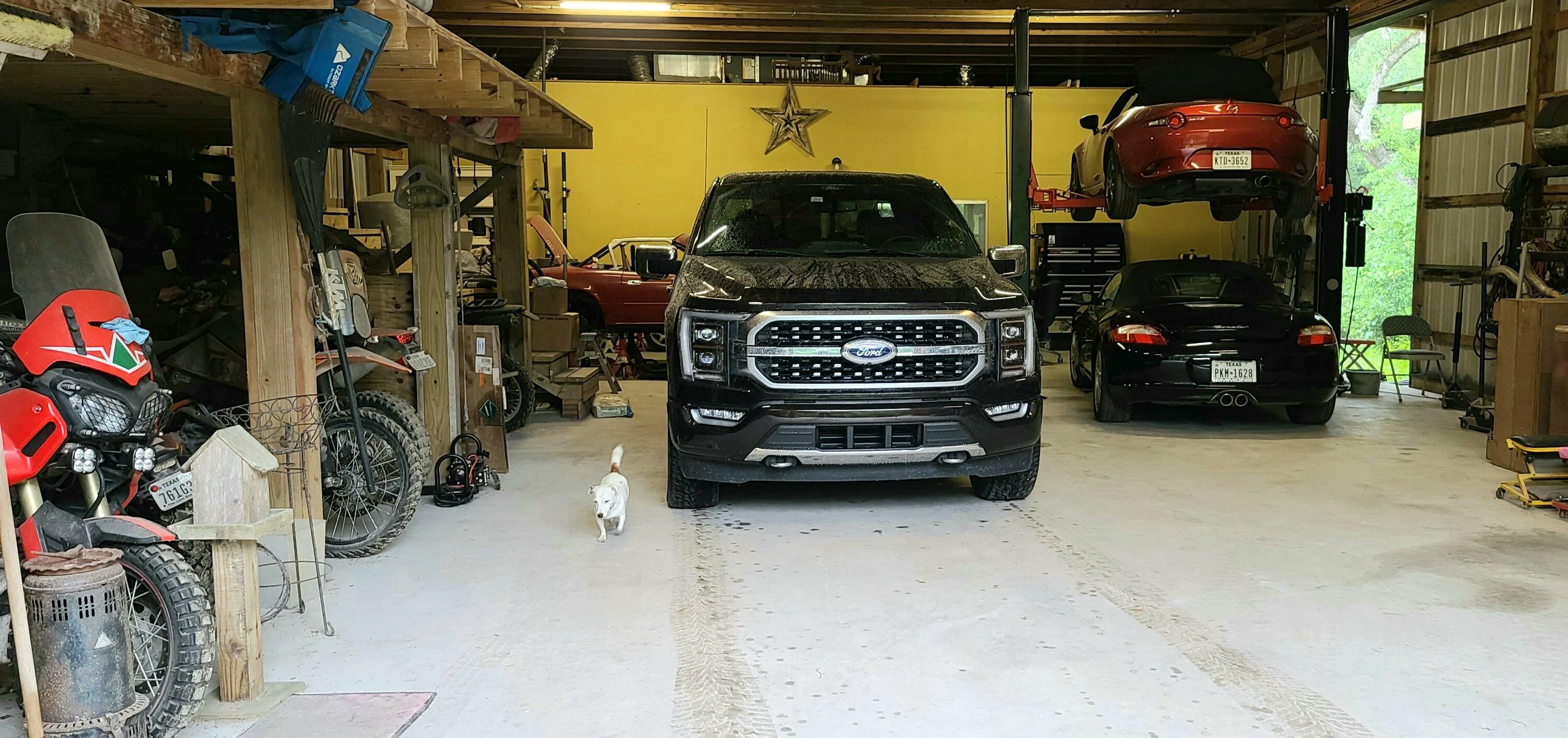 Ford F-150 The oil filter - hard to access 20210703_141503