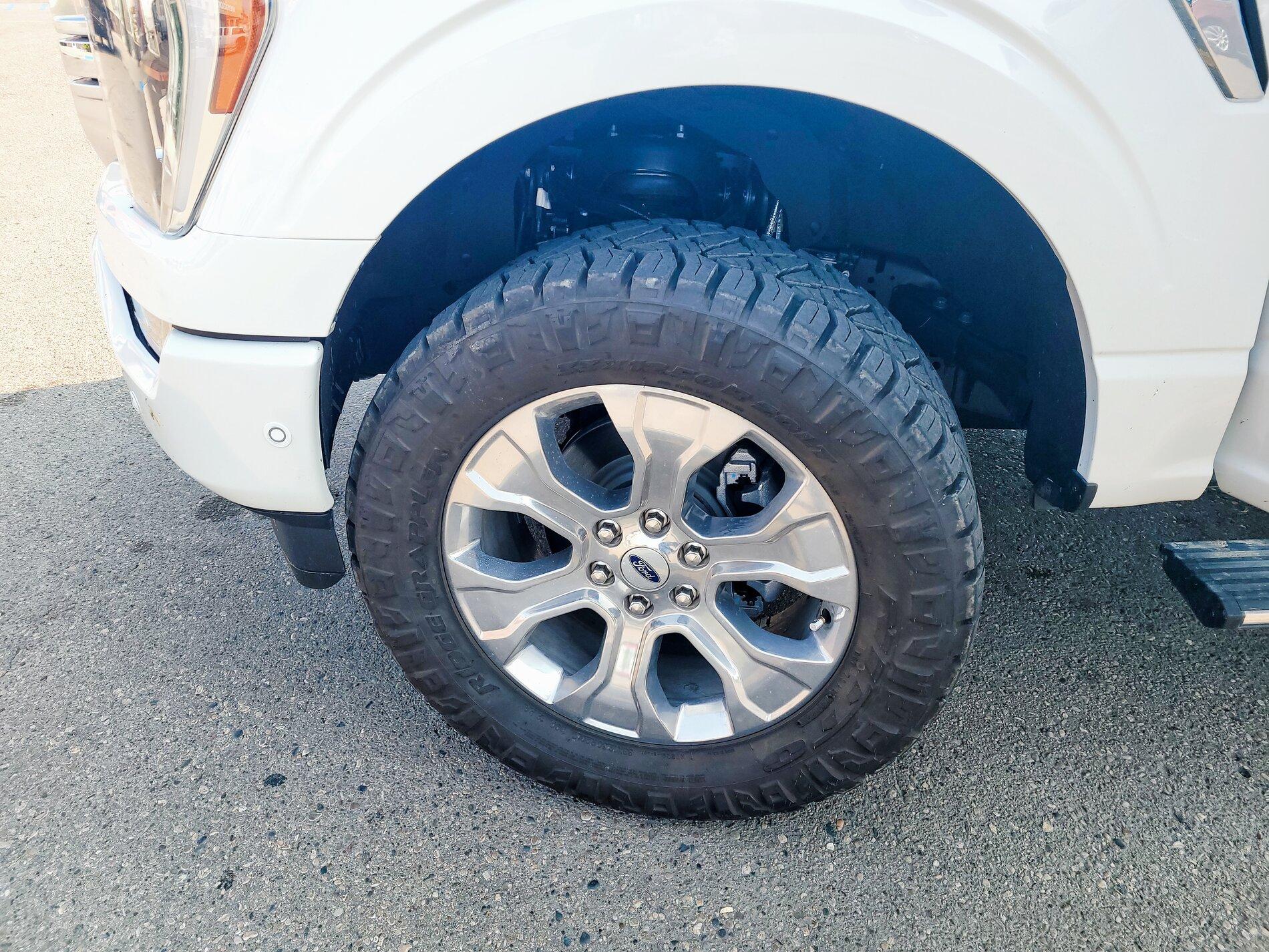 Ford F-150 2.25” ReadyLIFT Leveling Kit with 35's installed on my 2021 F-150 20210722_170215_01