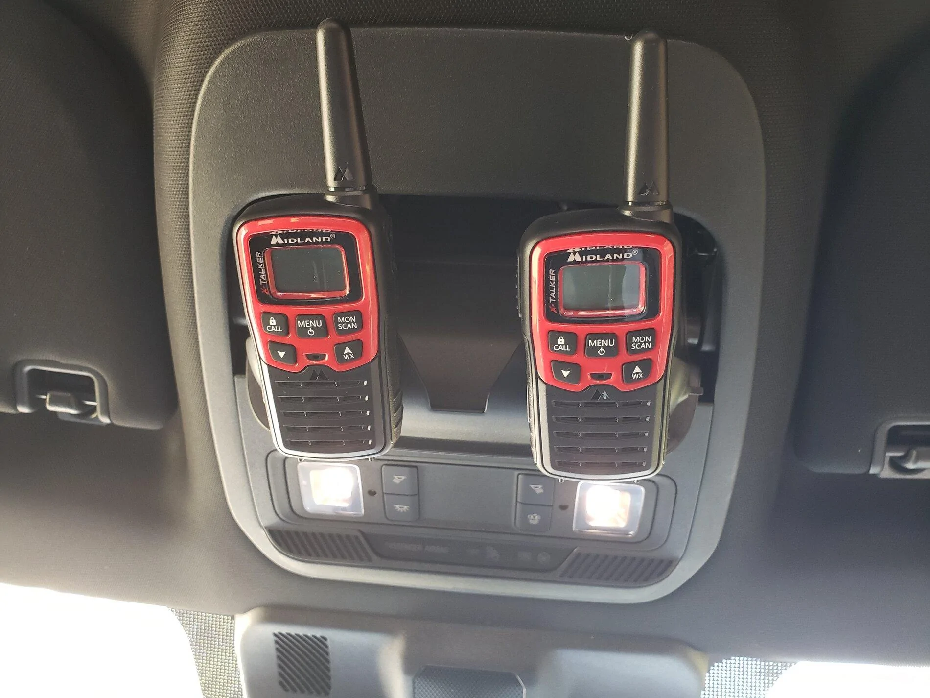 Ford F-150 Anyone install a two-way radio yet? 20210801_113620