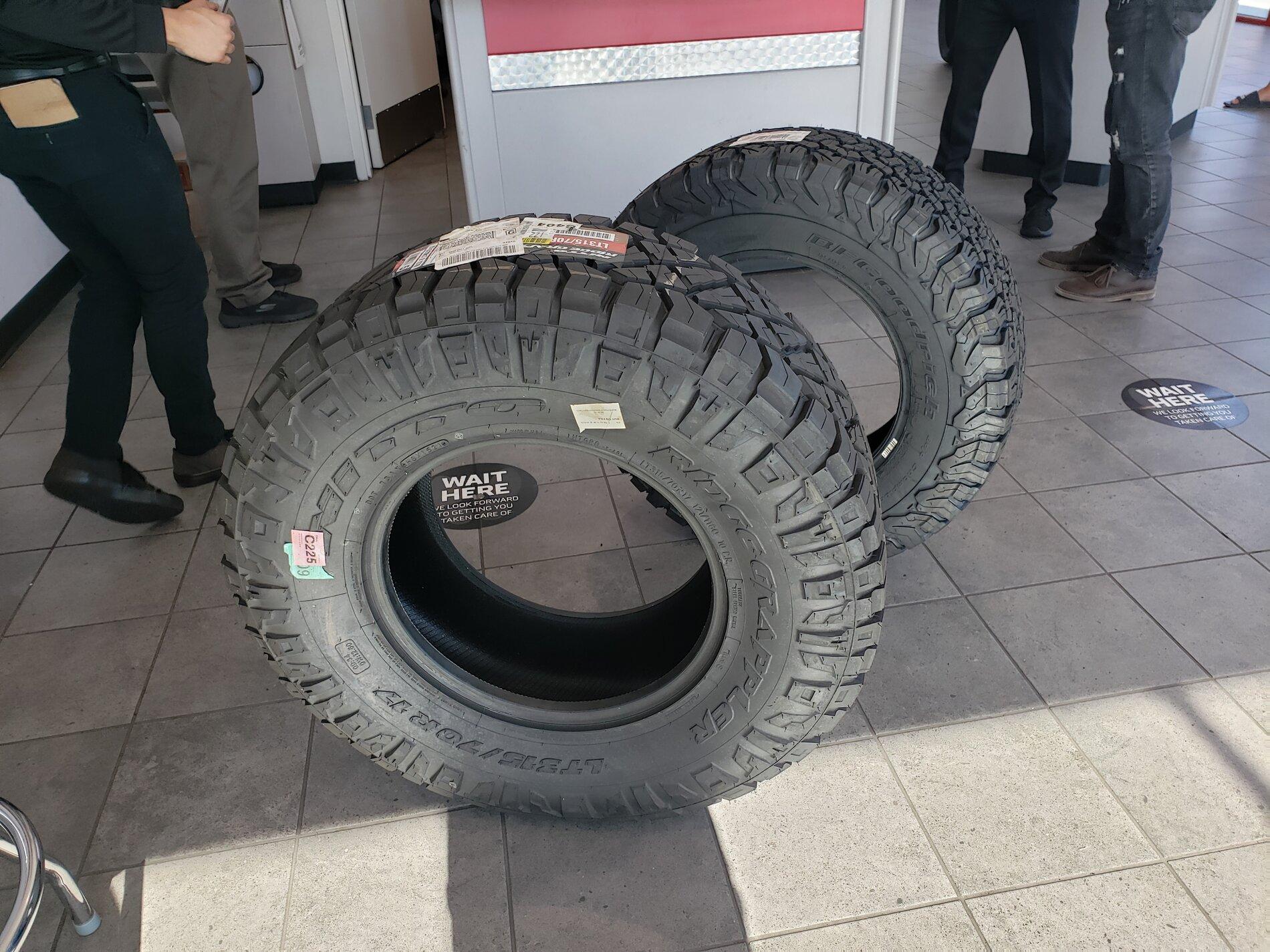 Ford F-150 Nitto Ridge Grapple vs Toto AT3 20210804_170001