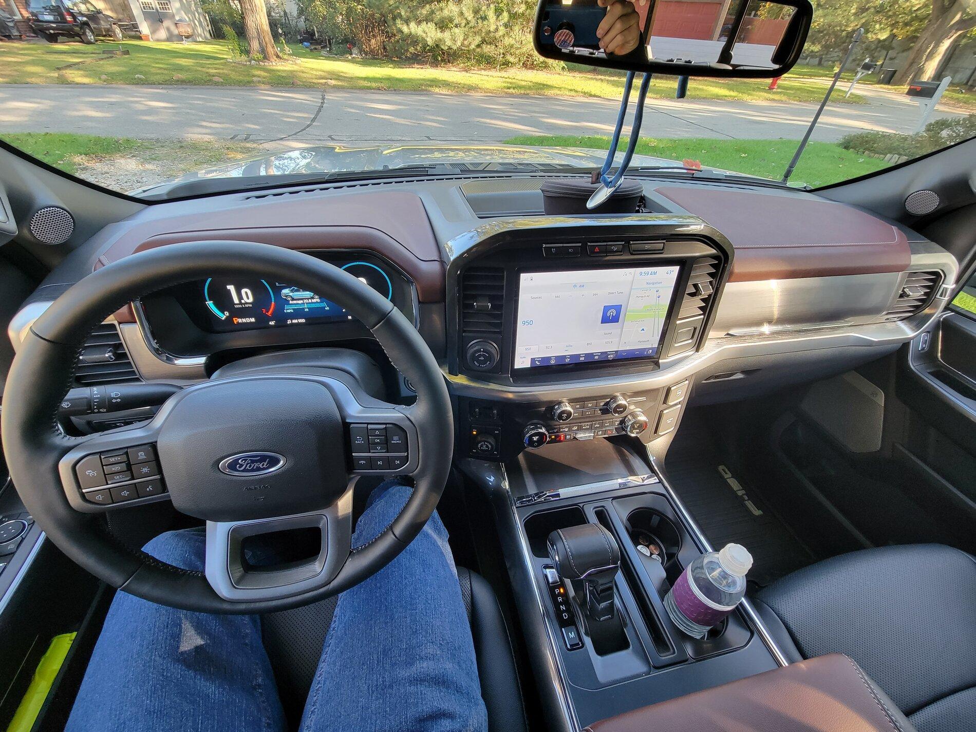 Ford F-150 ? F-150 LARIAT Lounge ? 20211019_095921
